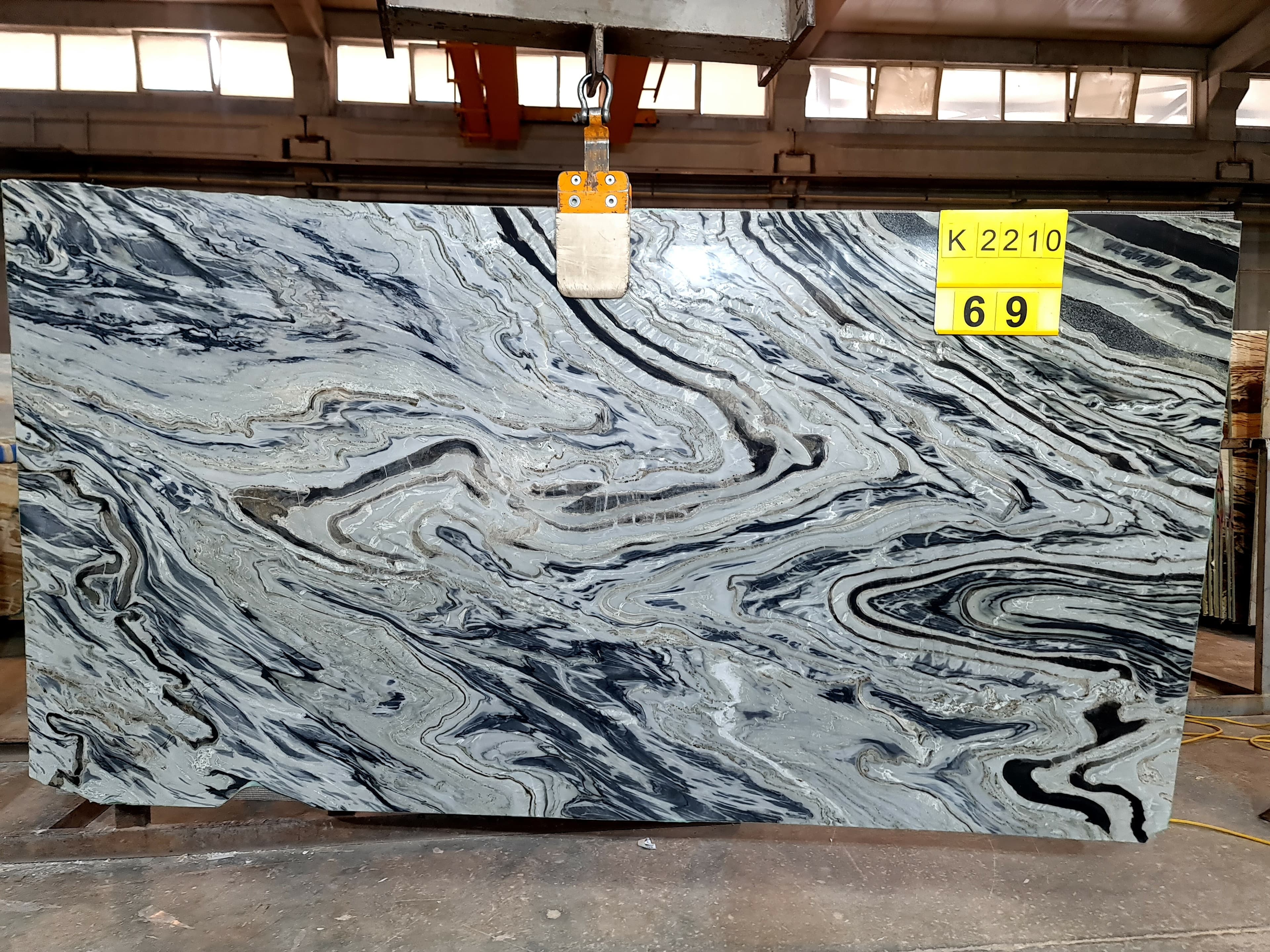Silver Stream · Select · 156×302×4 cm