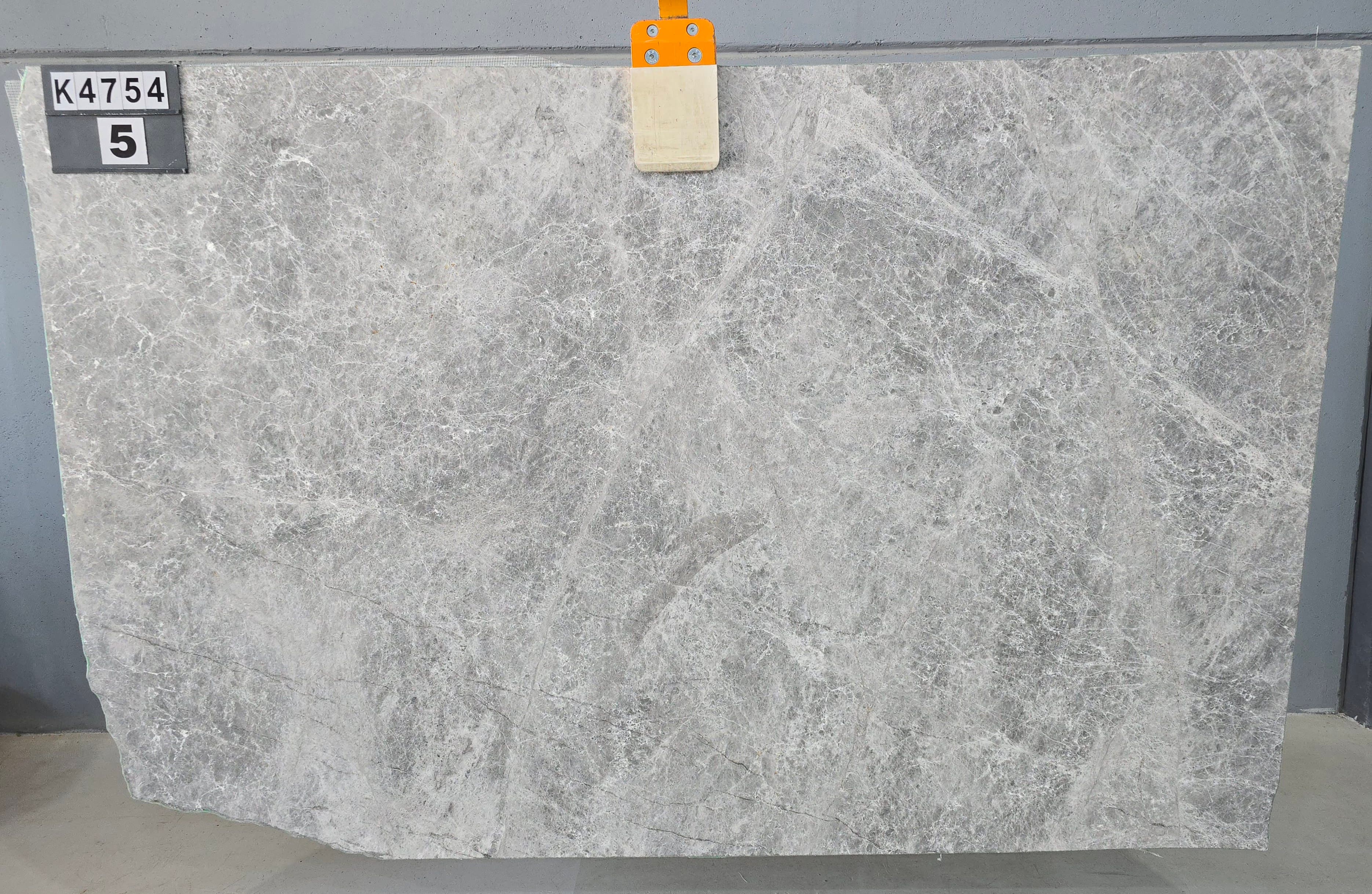 Tundra grey · Select