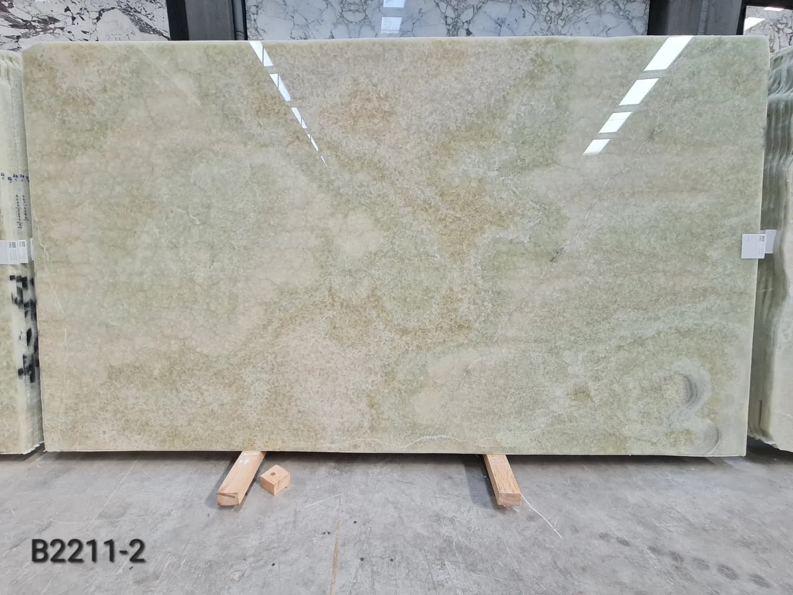 Green Onyx · Select