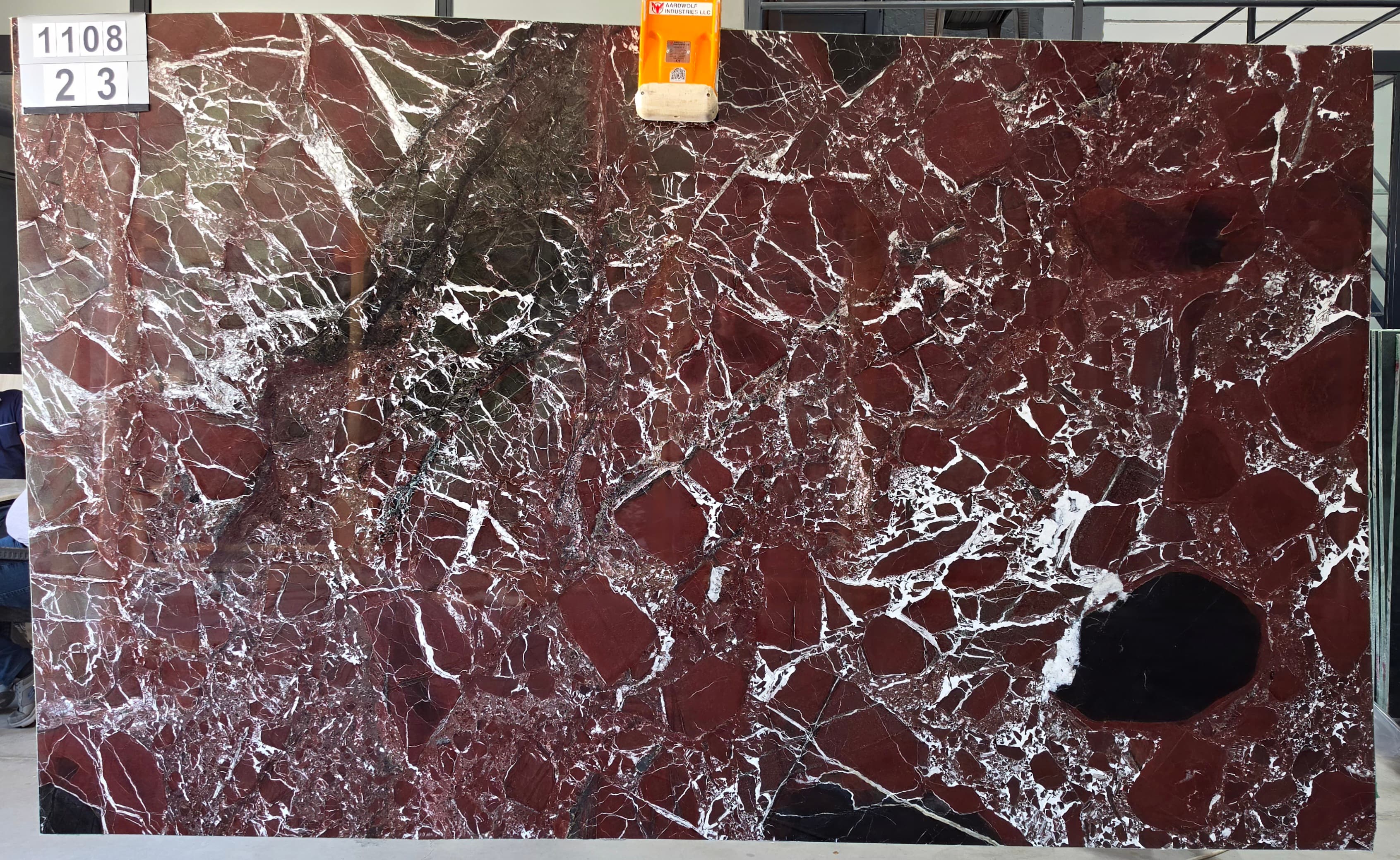 Rosso Levanto · Select · 180×305×2 cm