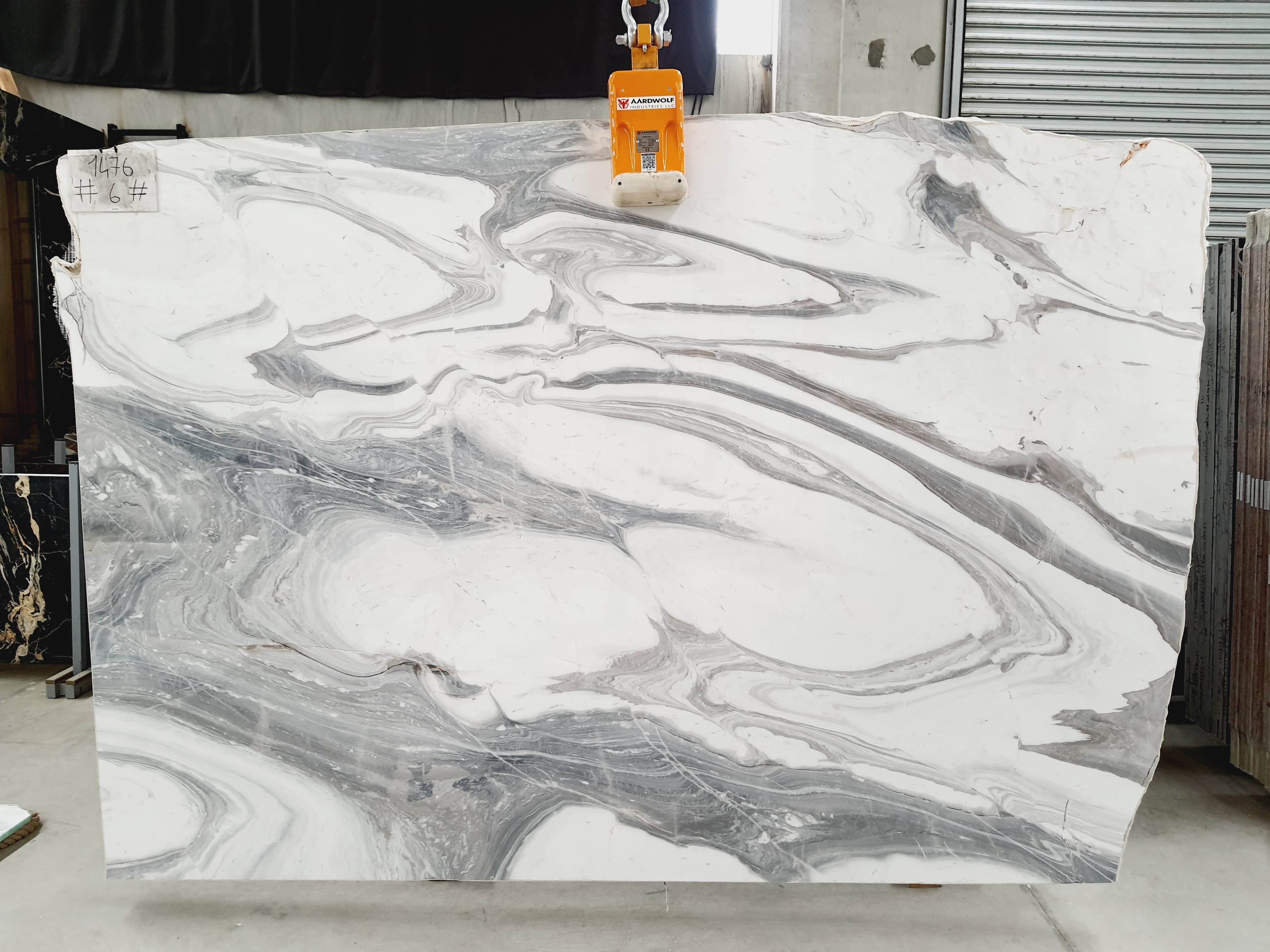Bianco Monte · Select