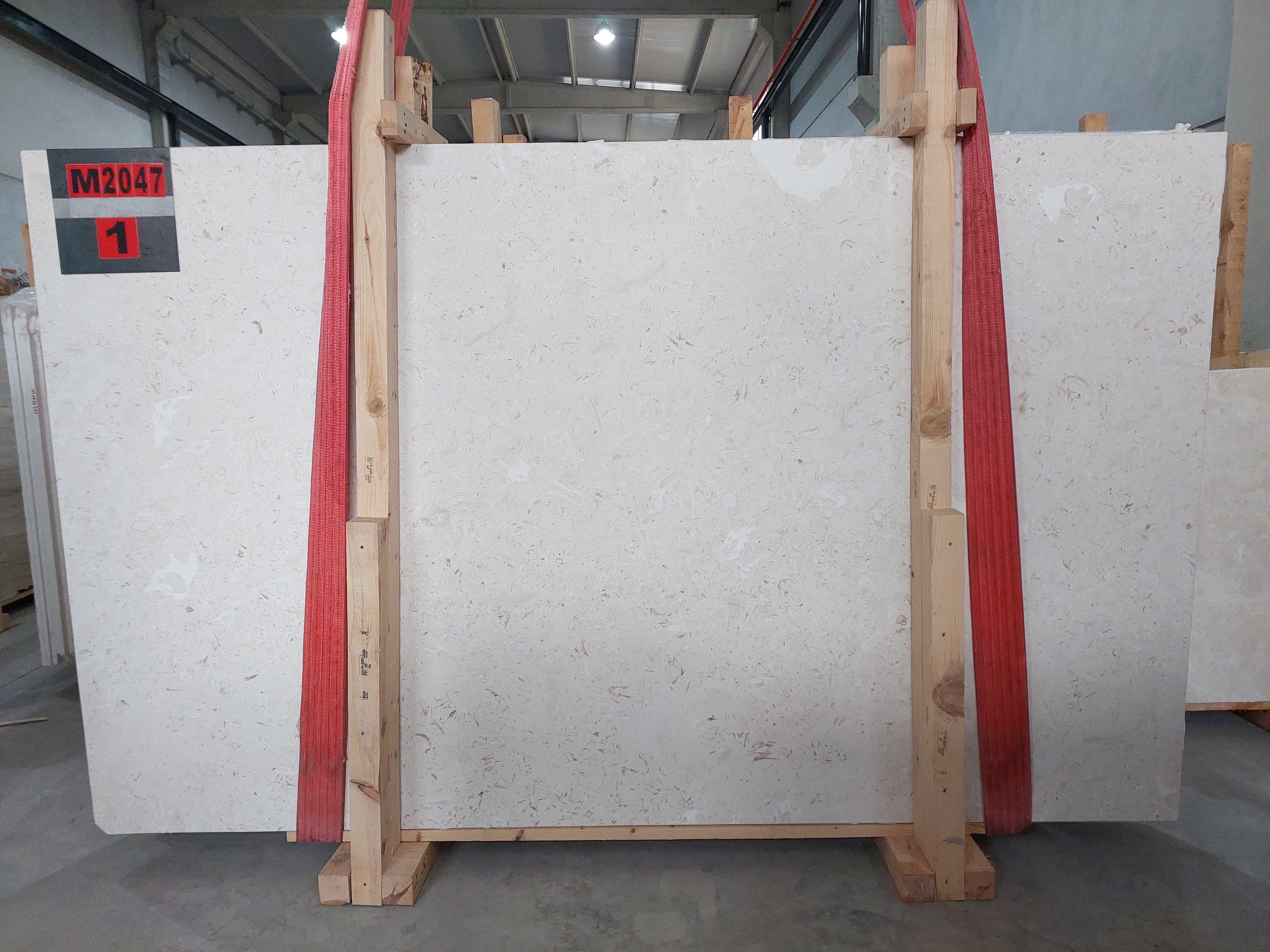 Myra Beige Limestone · Select