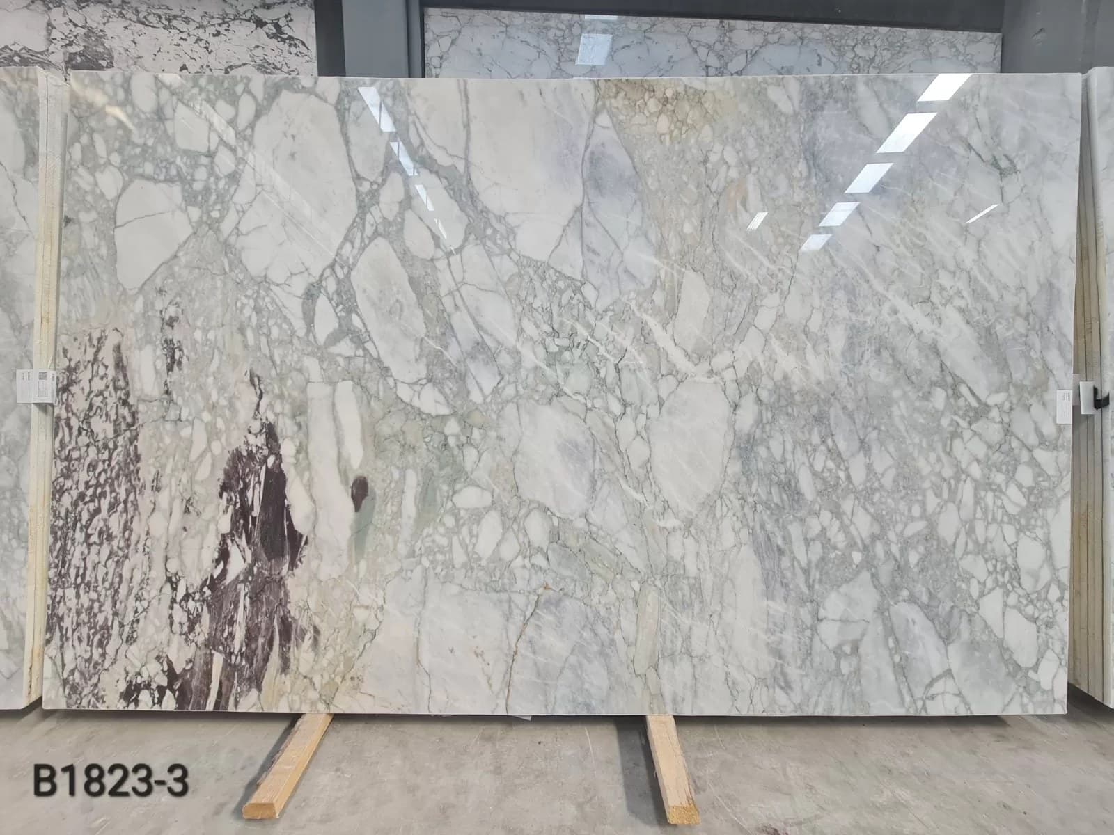 Calacatta Verde · Select