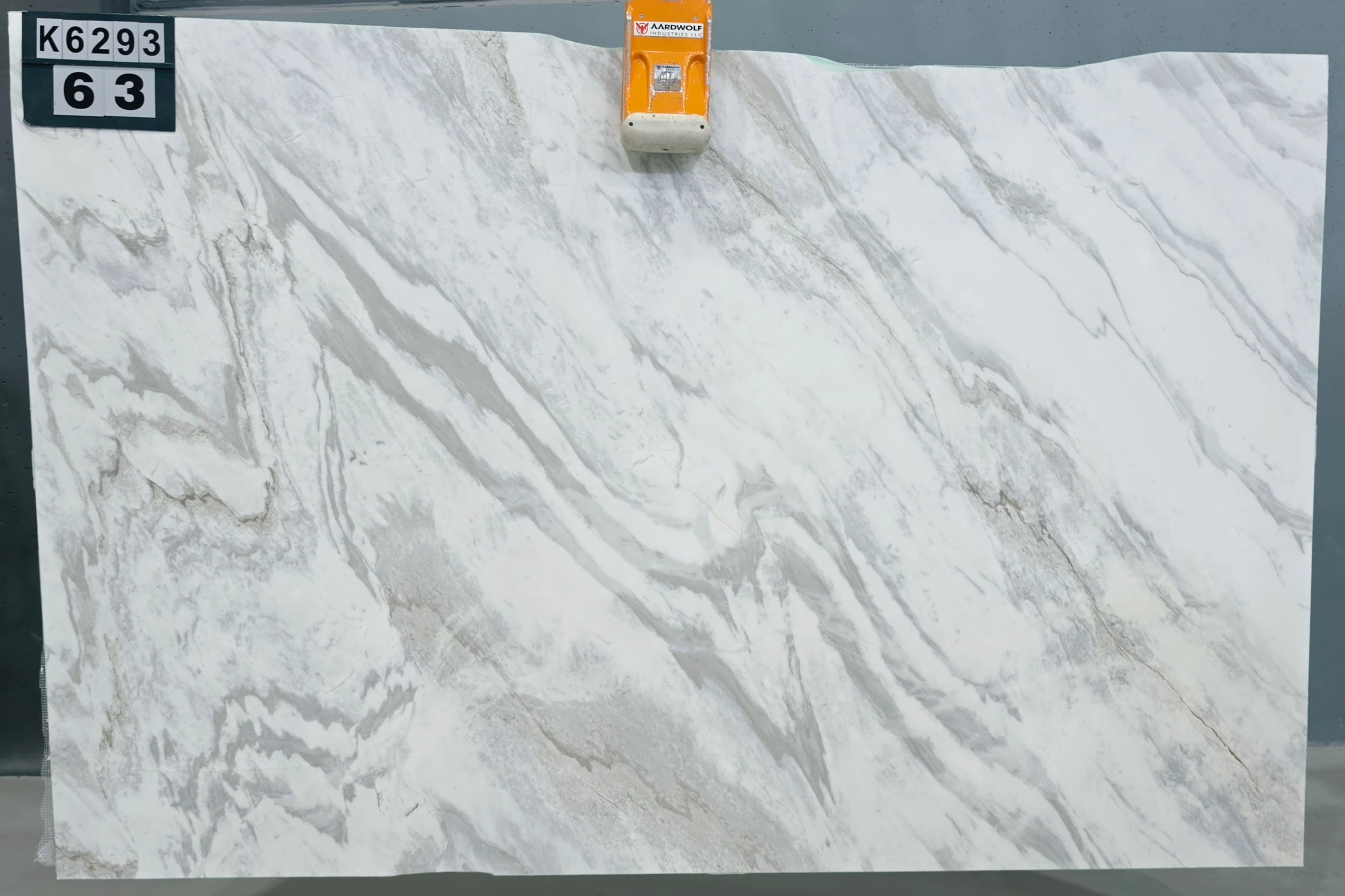 Calacatta Wave · Select