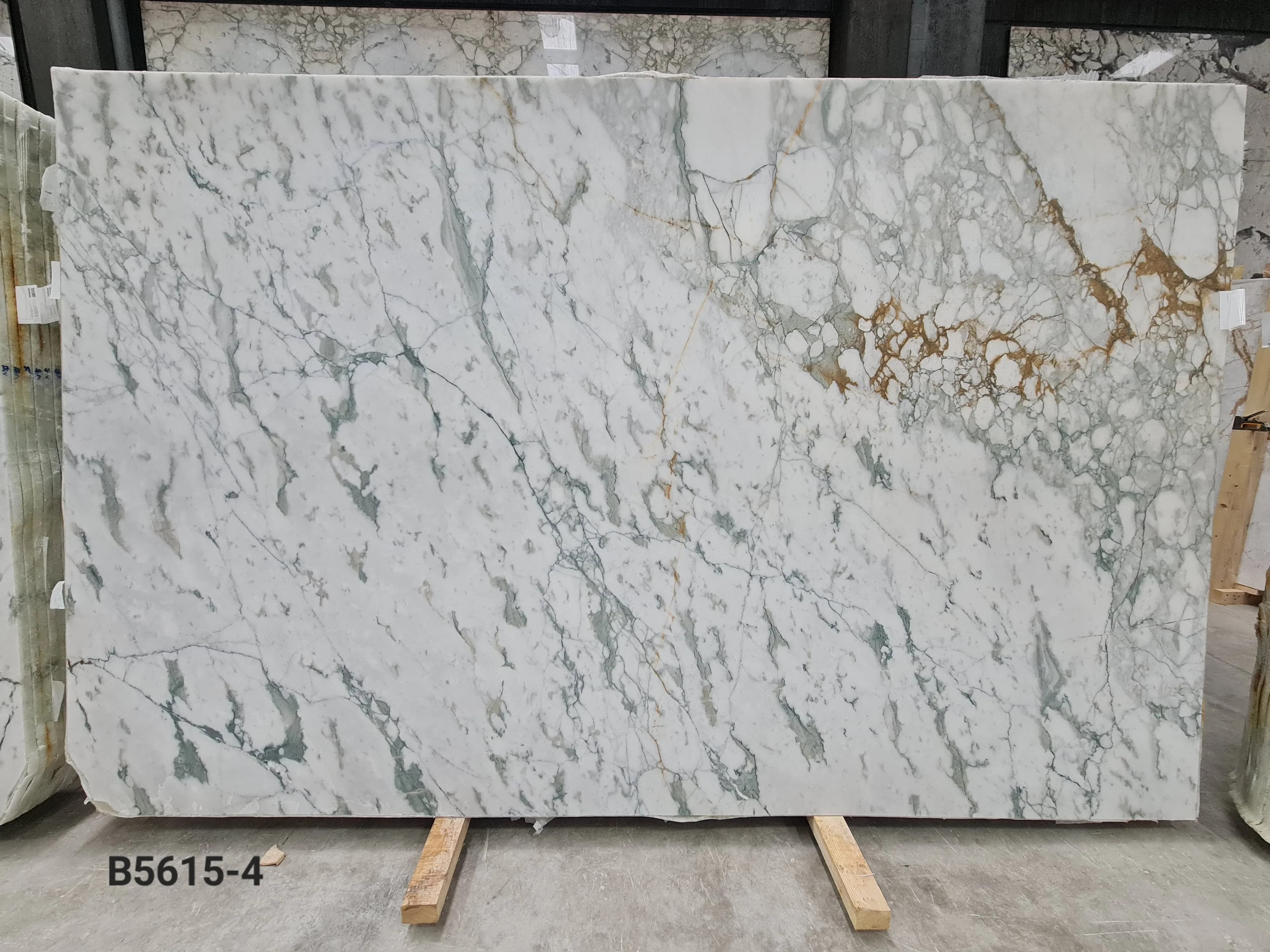 Calacatta Verde · Select