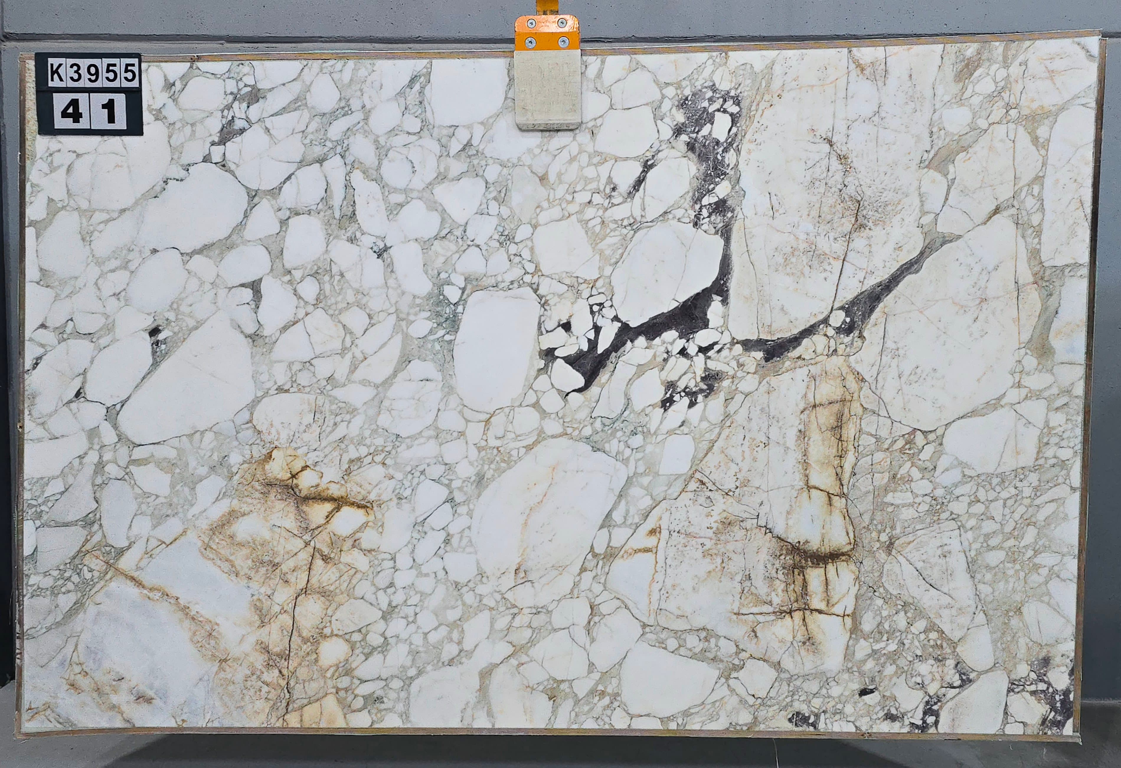 Calacatta Viola · Select · 188×297×2 cm