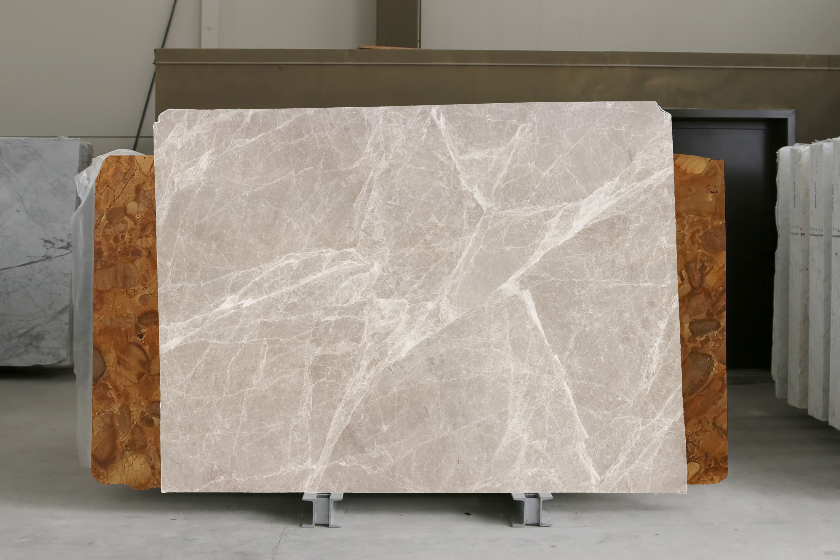 Karaman Grey · Select