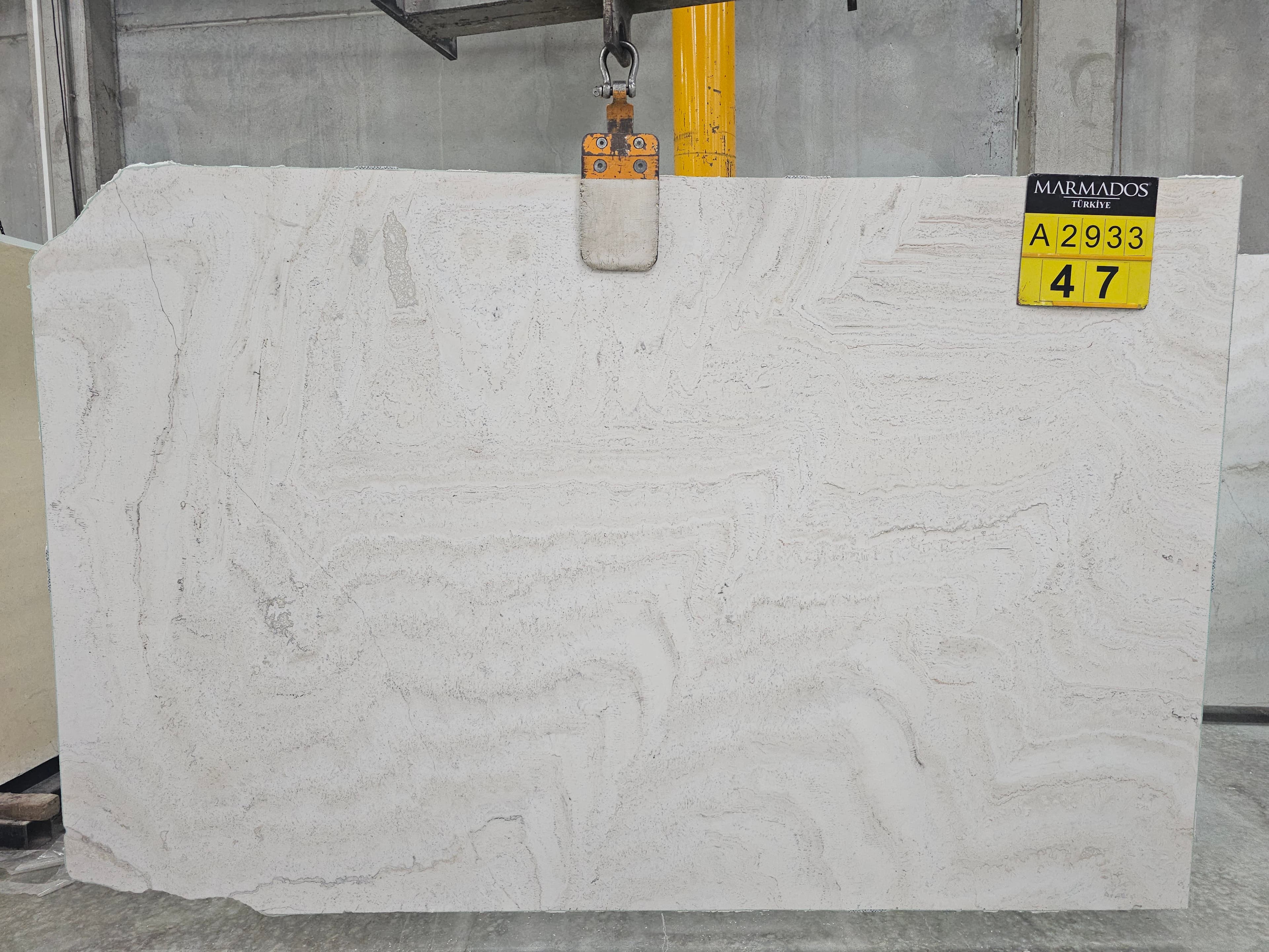 White Travertine Vein-Cut · Select