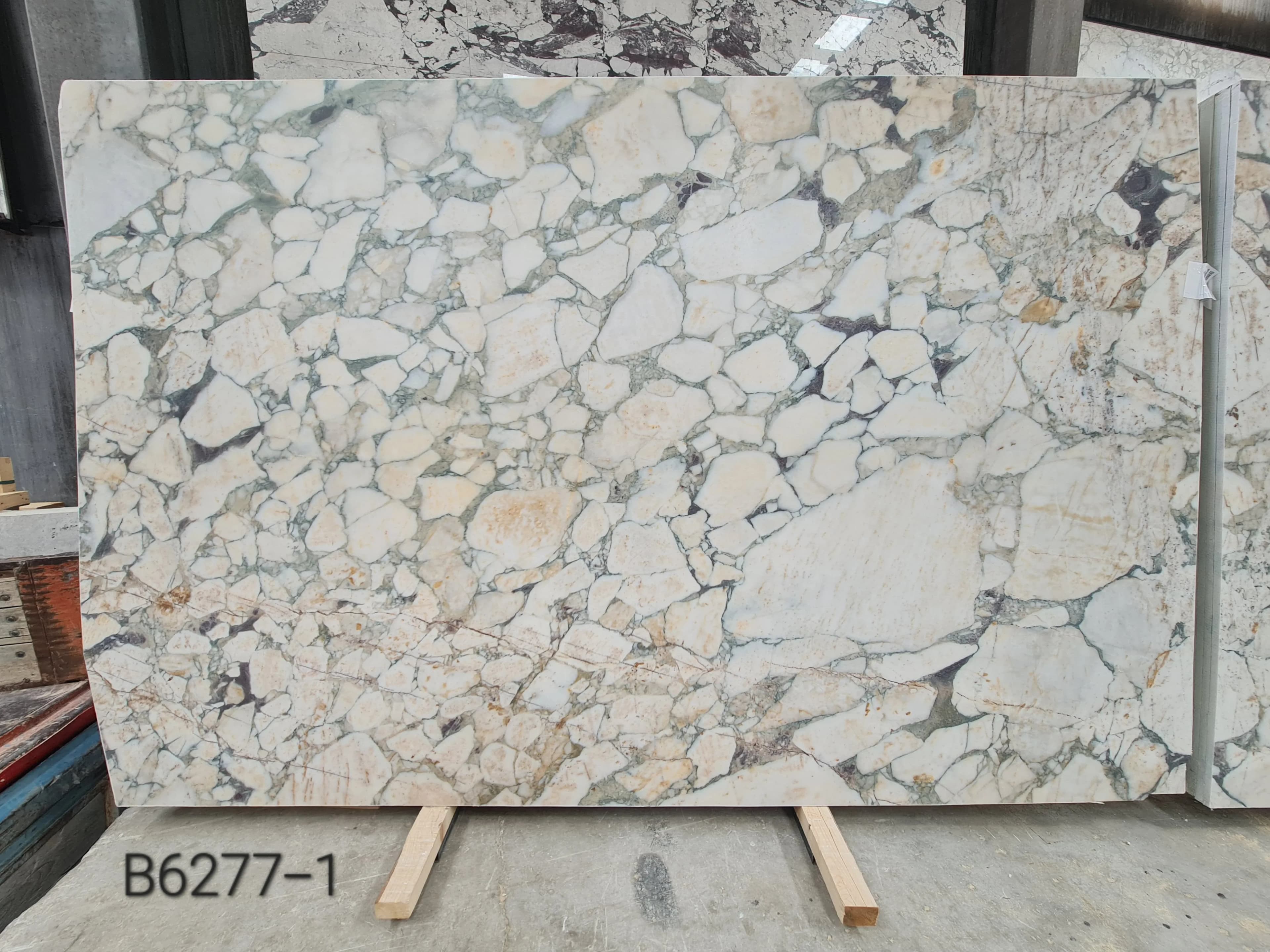Calacatta Verde · Select