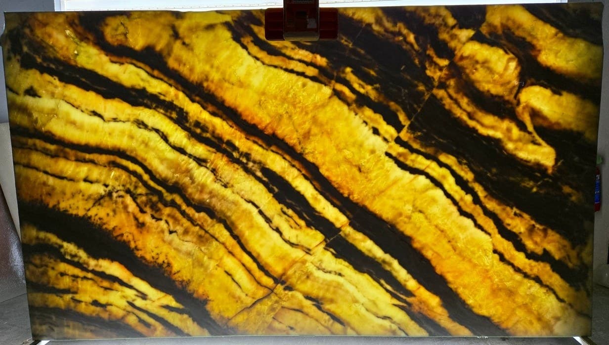 Calacatta Dolomite · Select