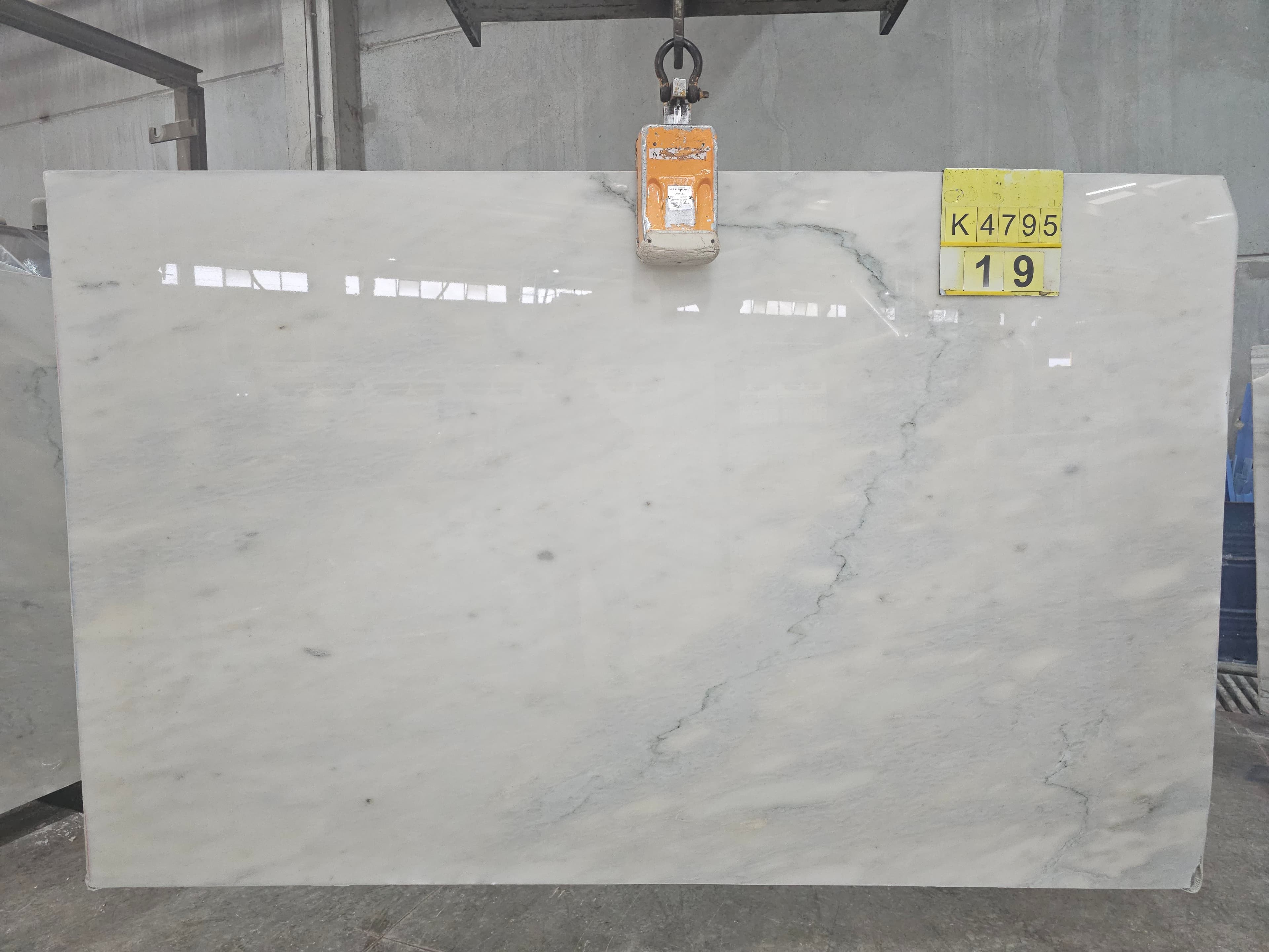 Calacatta Oyster · Select · 168×273×2 cm