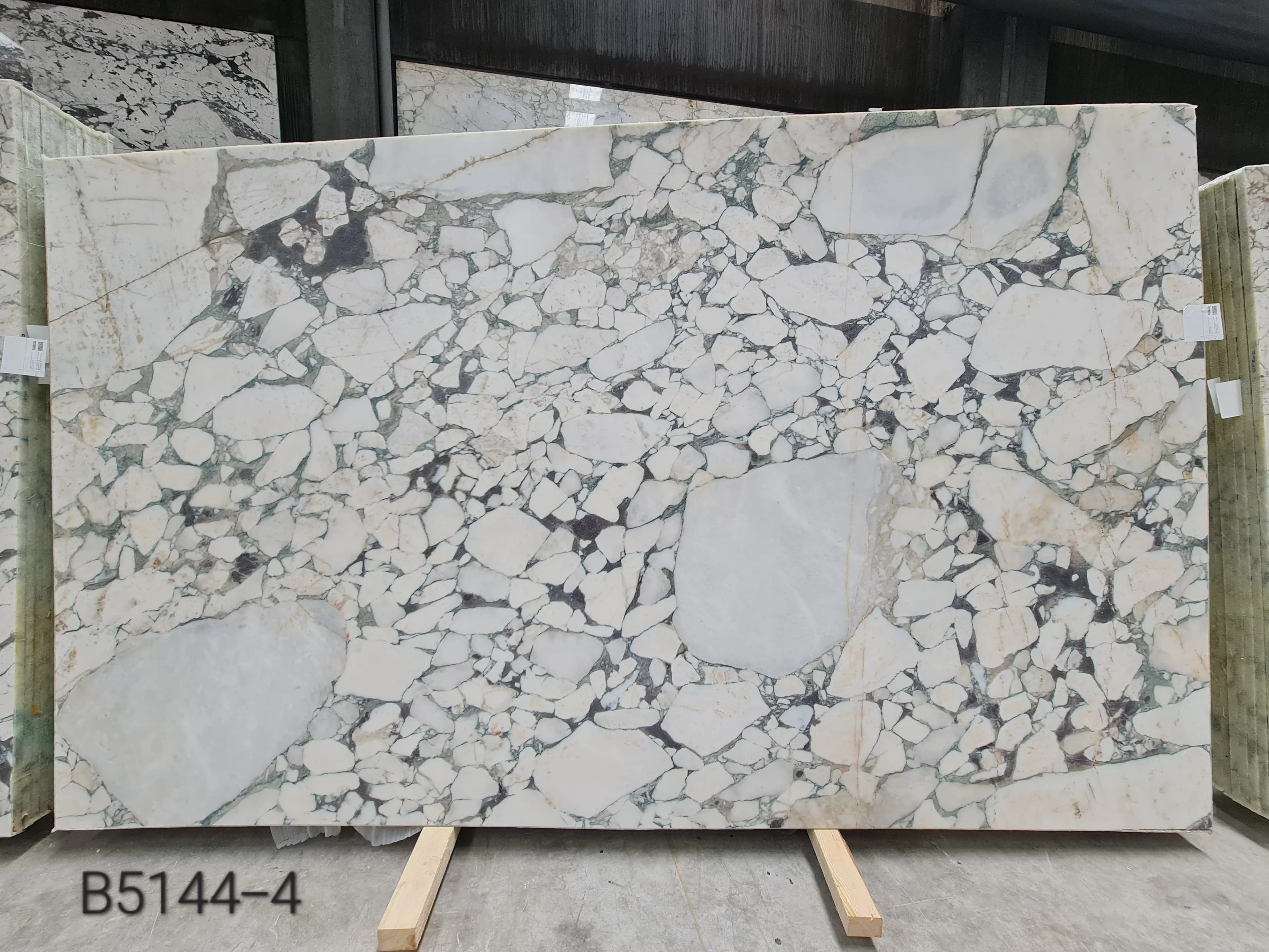 Calacatta Viola · Select