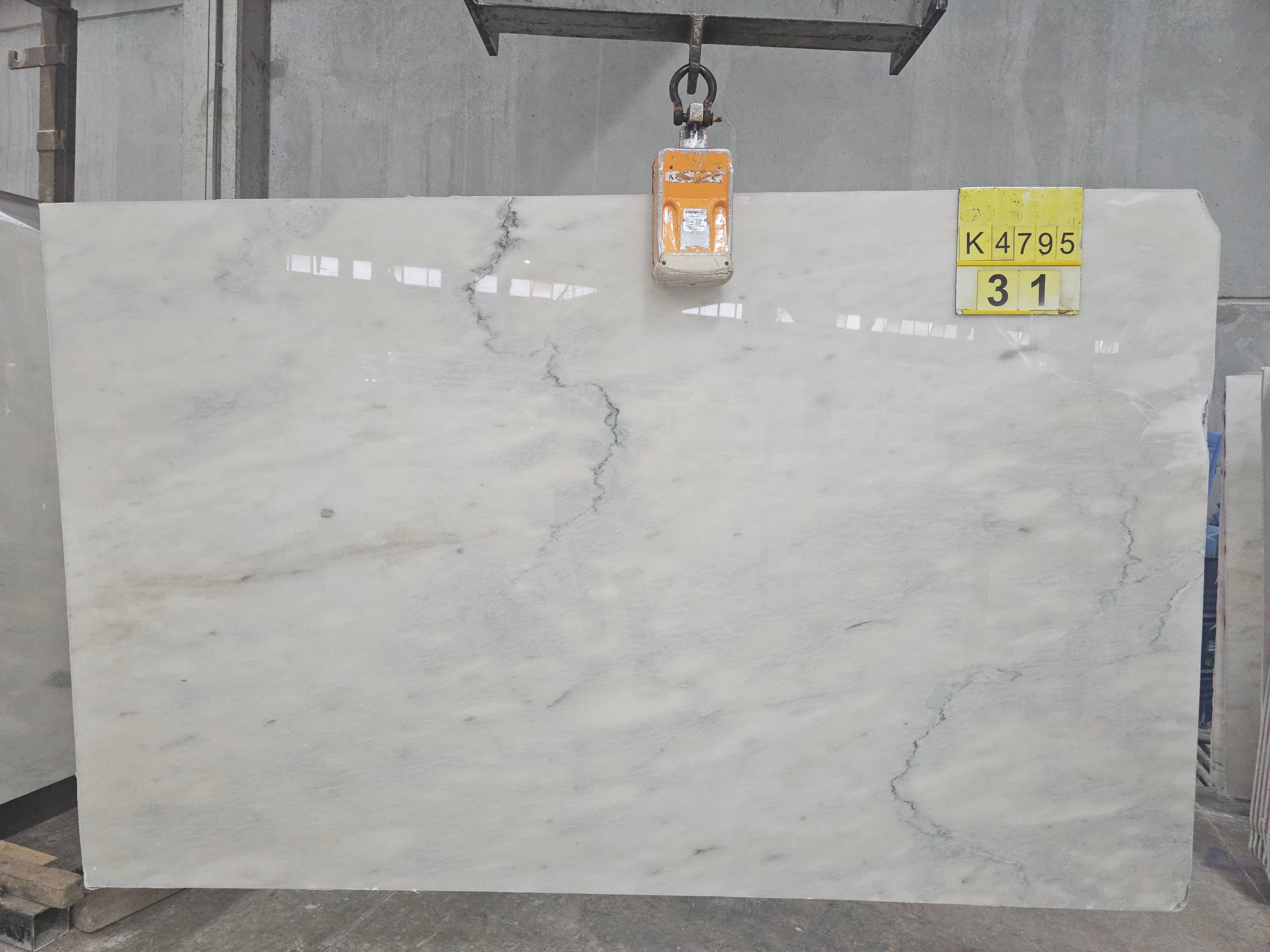 Calacatta Oyster · Select · 167×272×2 cm