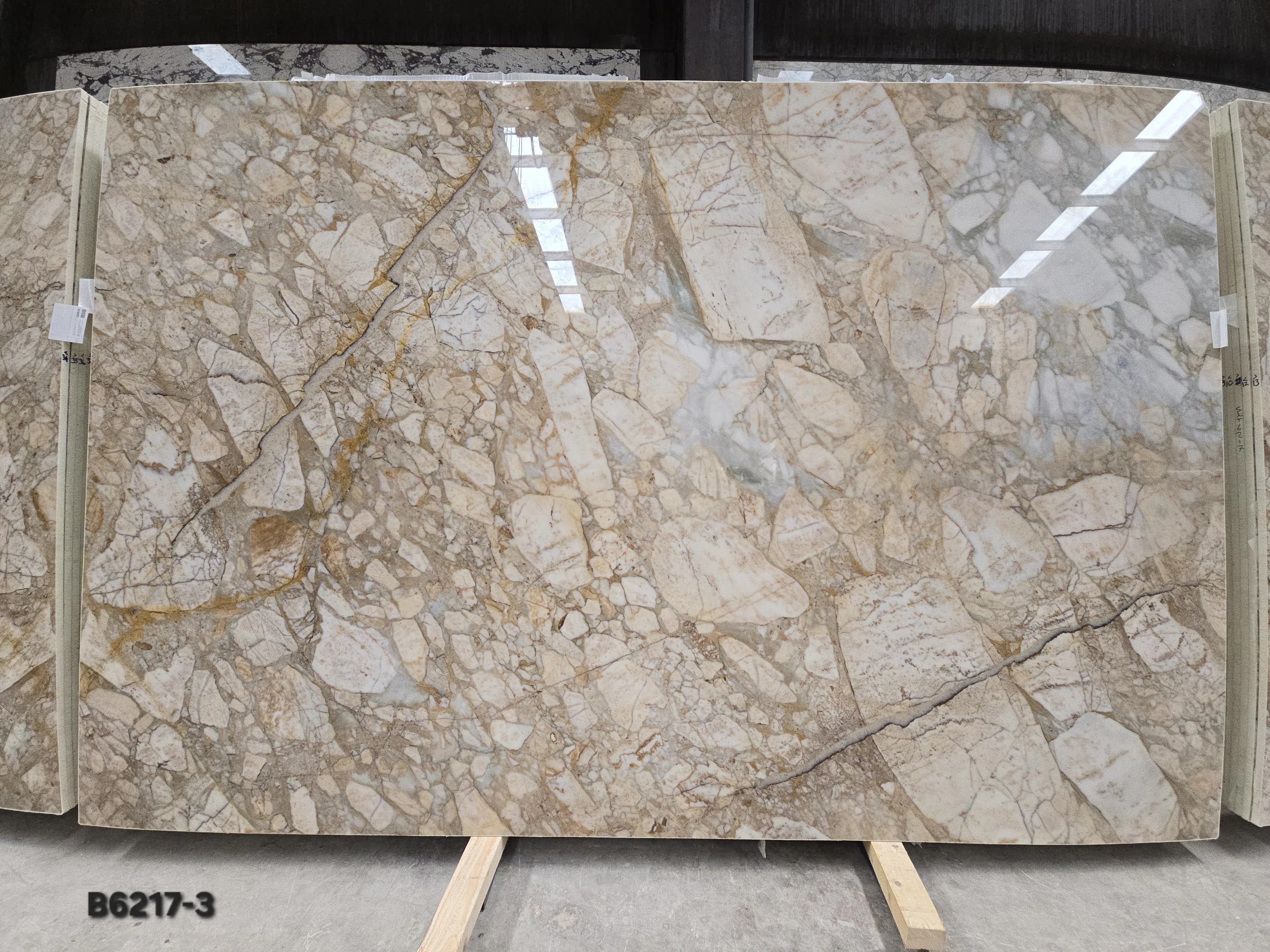 Calacatta Verde · Select