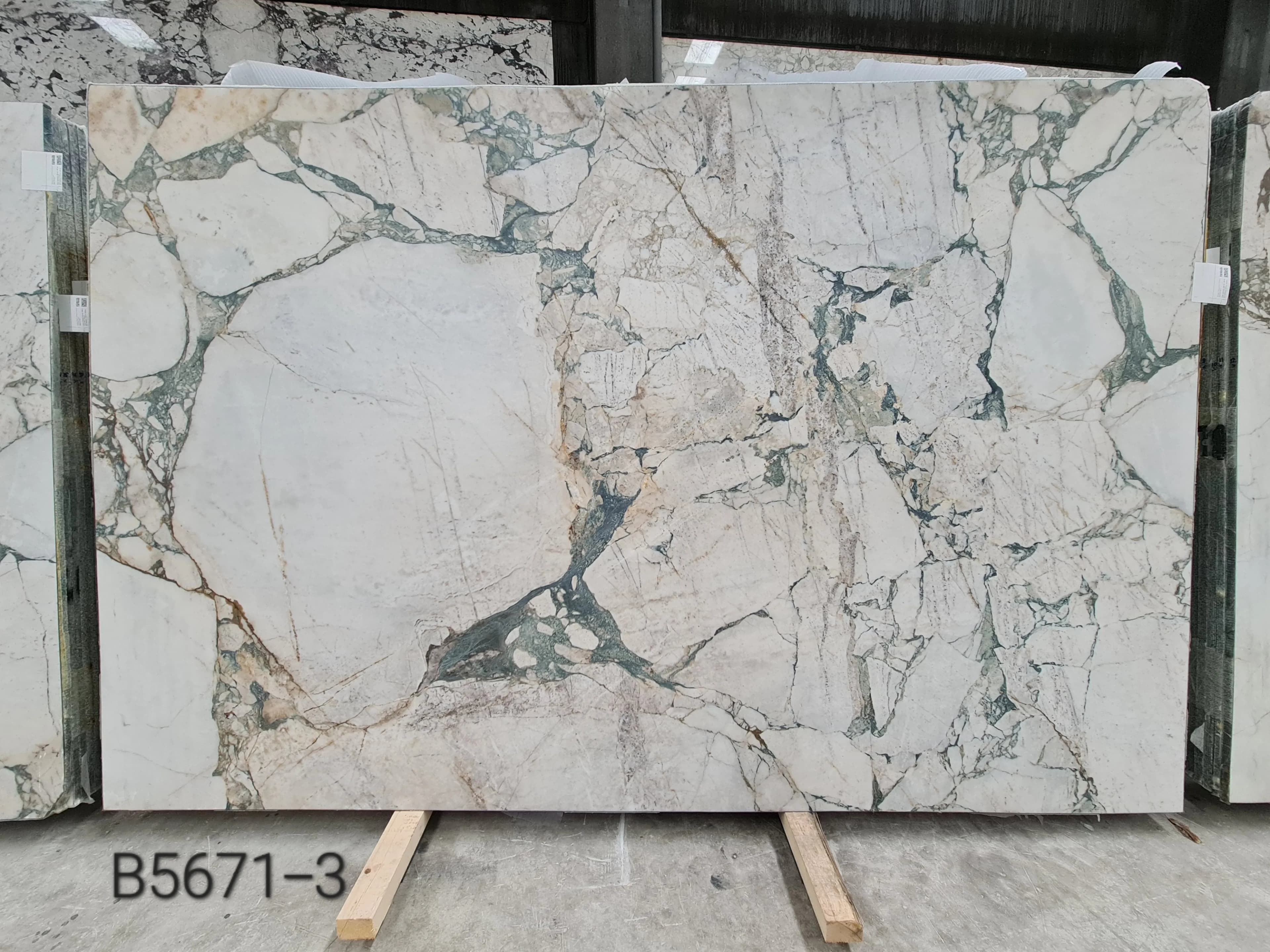 Calacatta Verde · Select