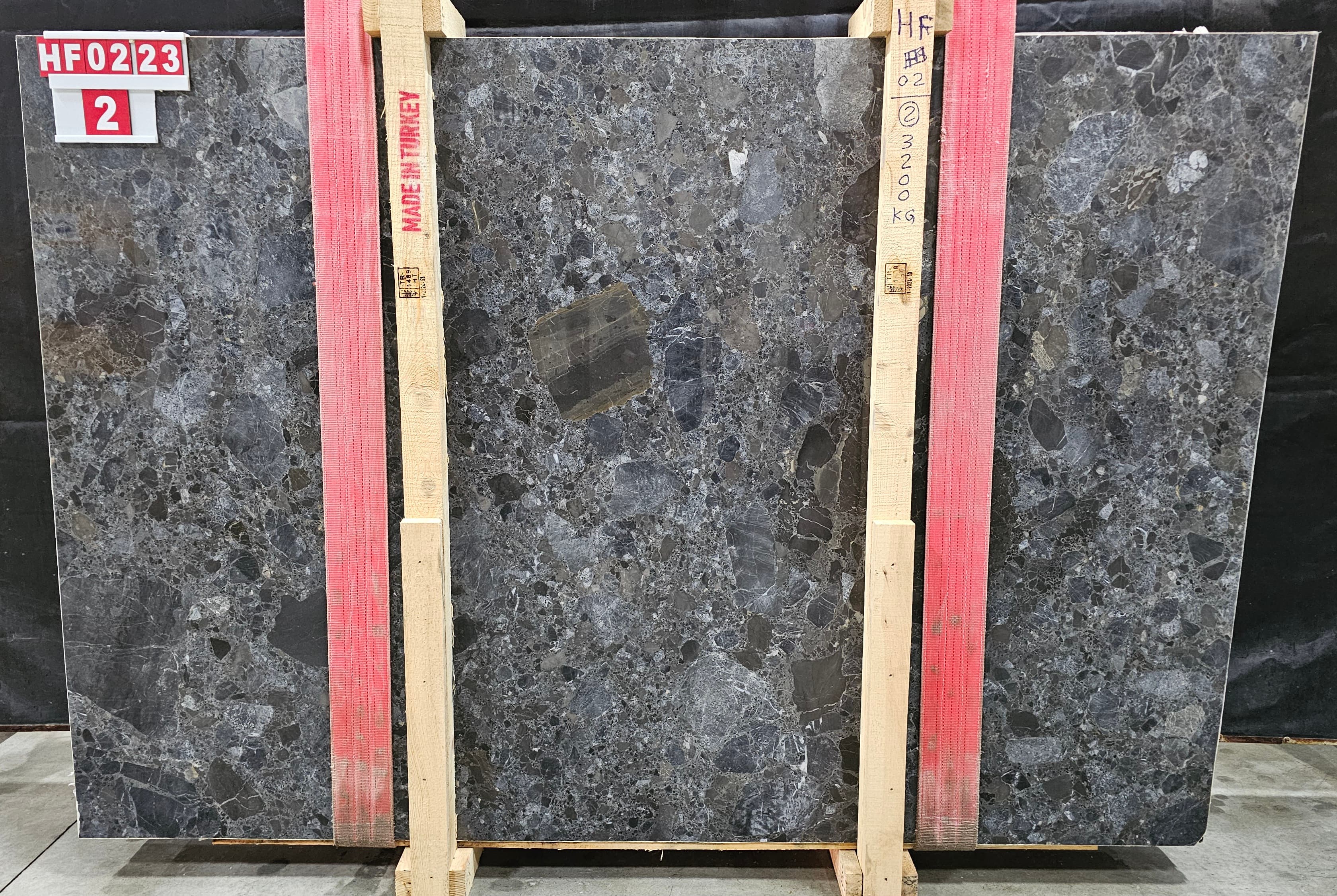 Breccia Nero · Select