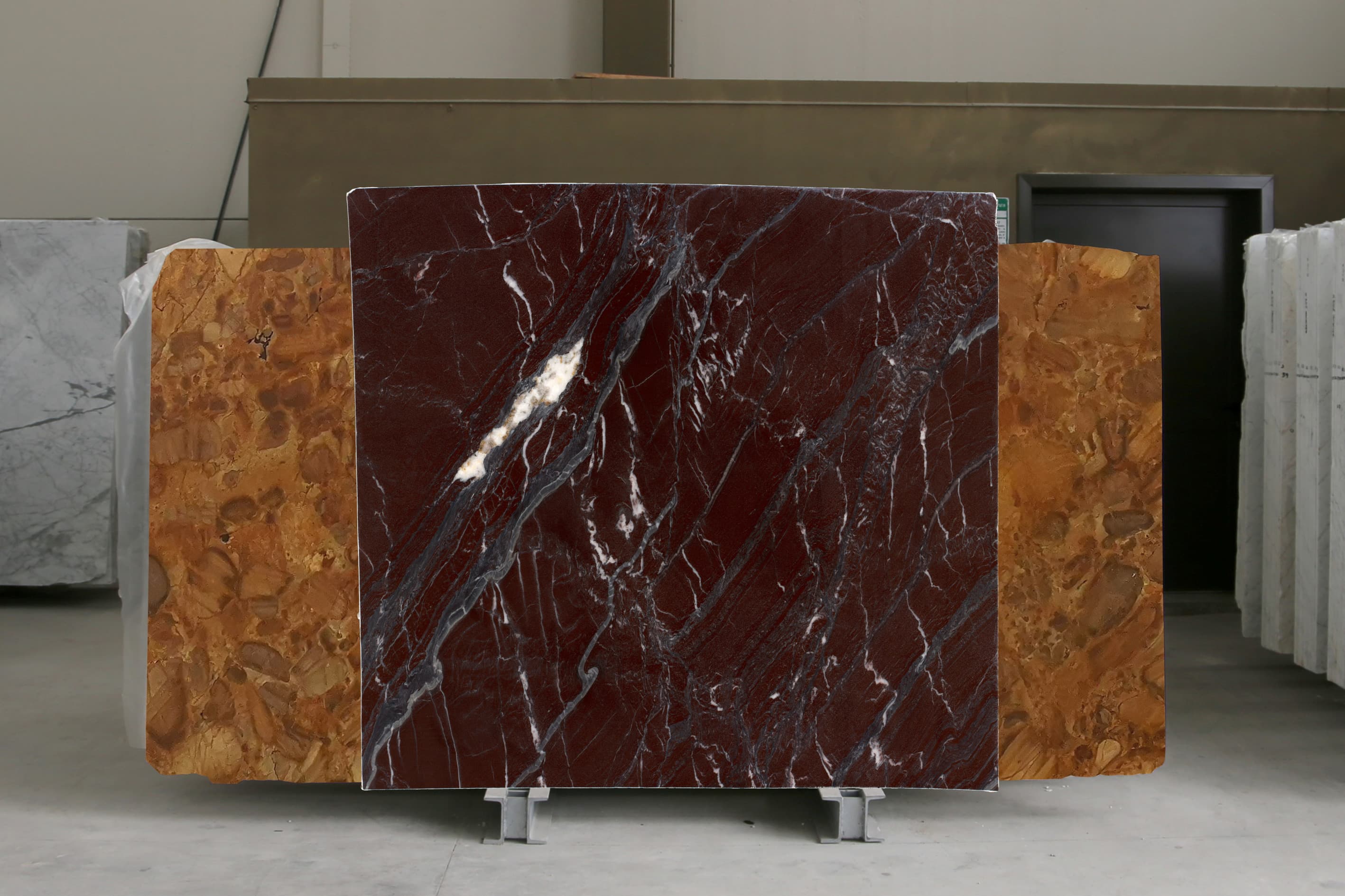 Rosso Laguna · Select