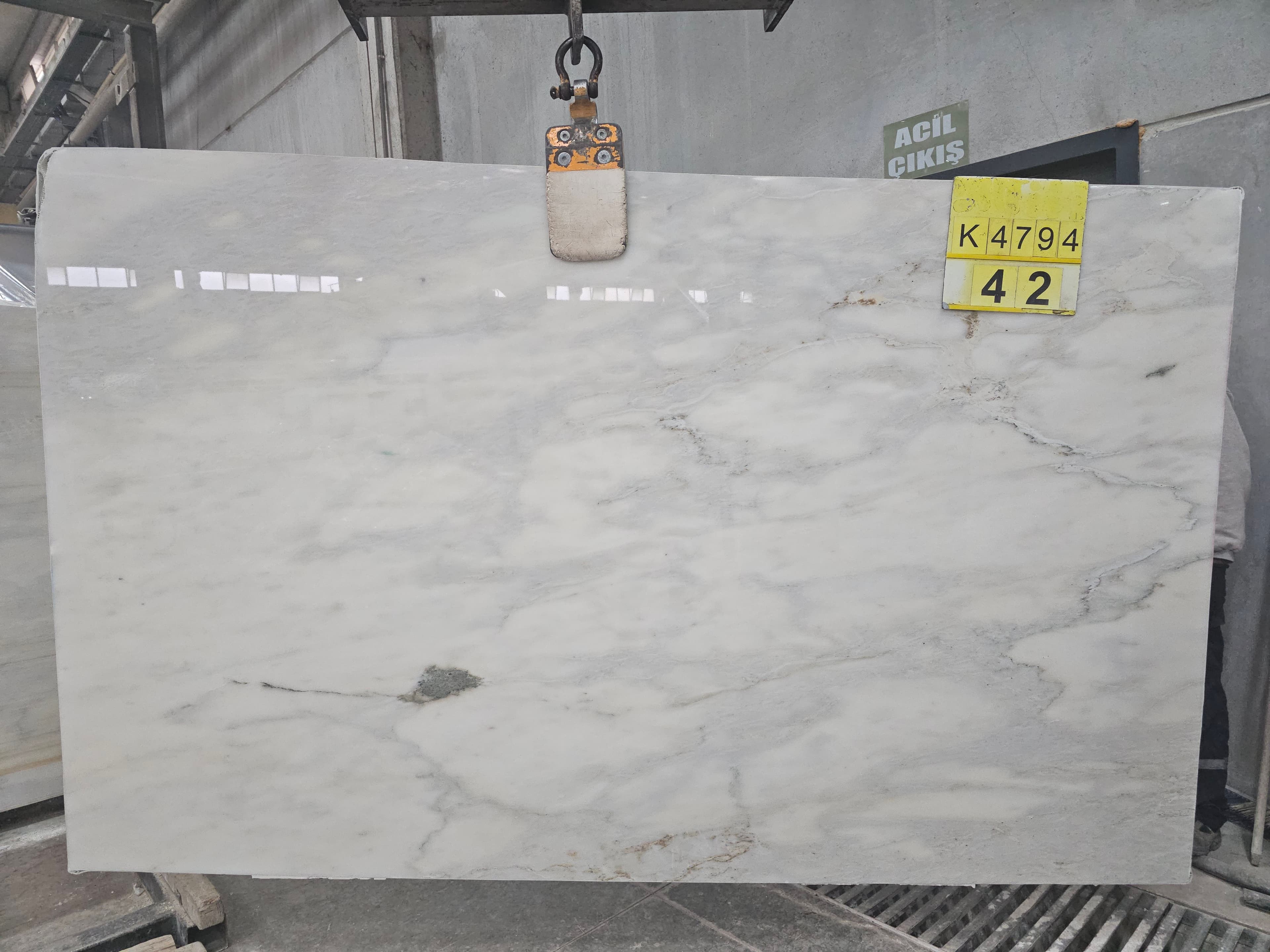 Calacatta Oyster · Select