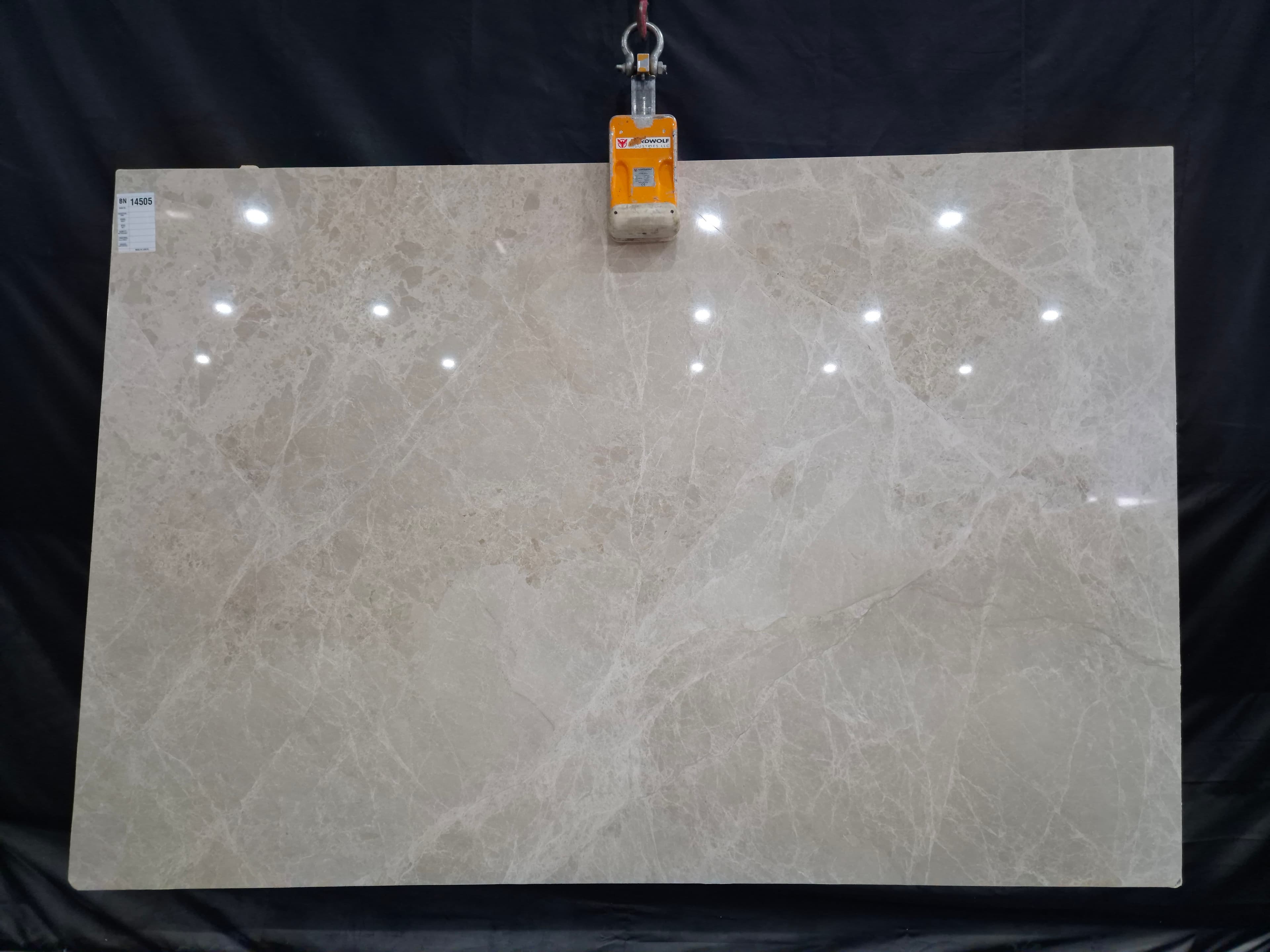 Spyder Beige · Select