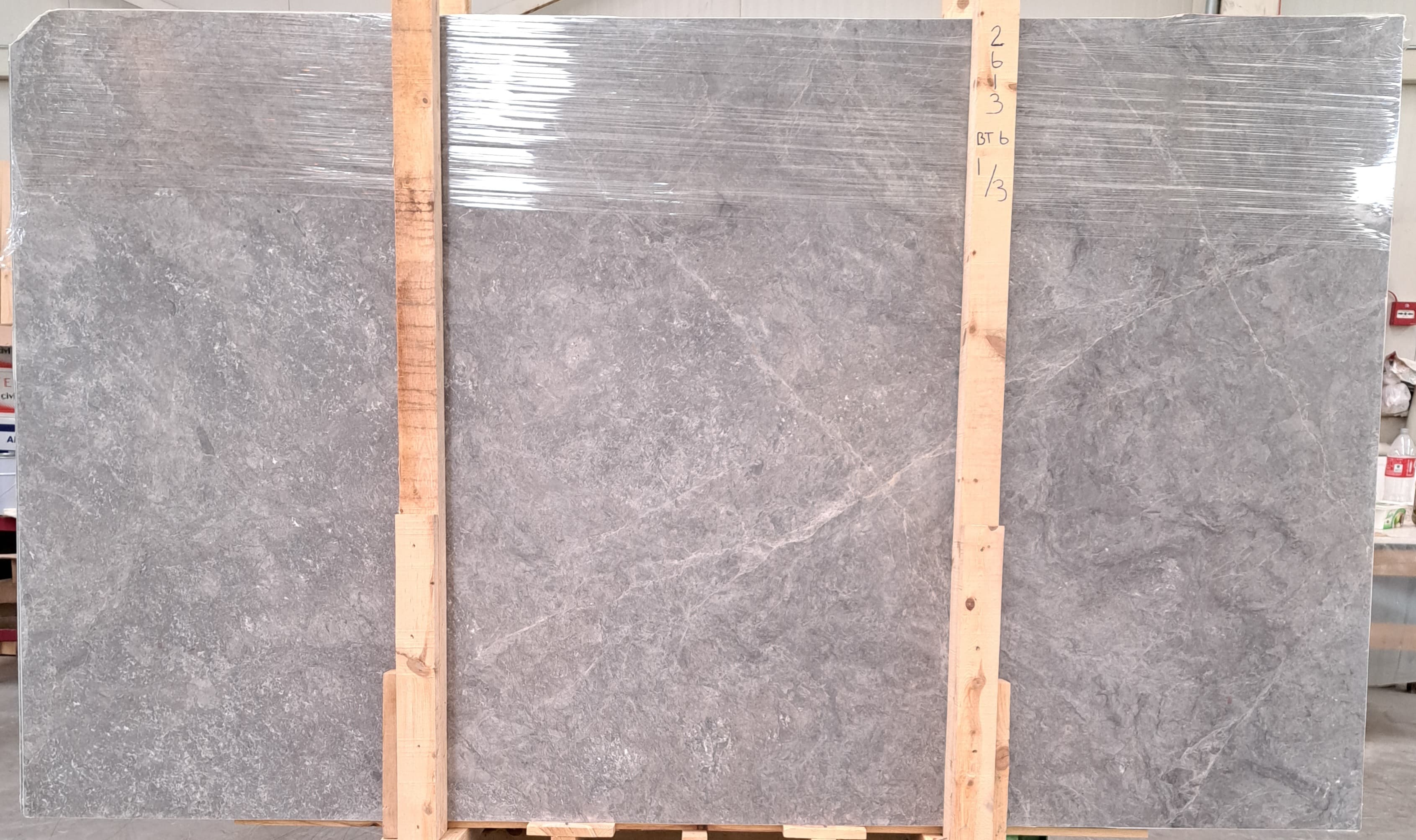 Tundra grey · Select