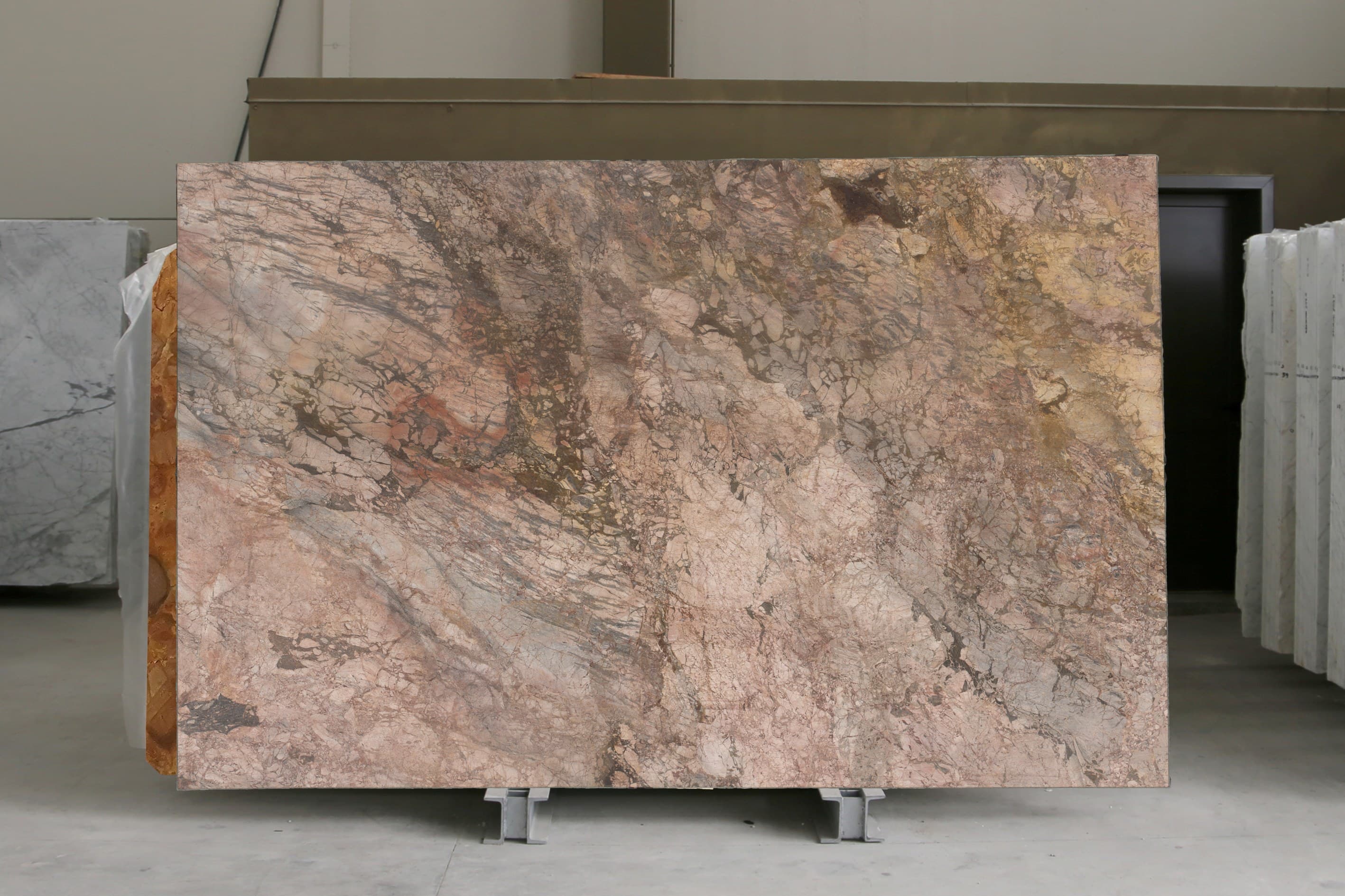 Terra Breccia · Select
