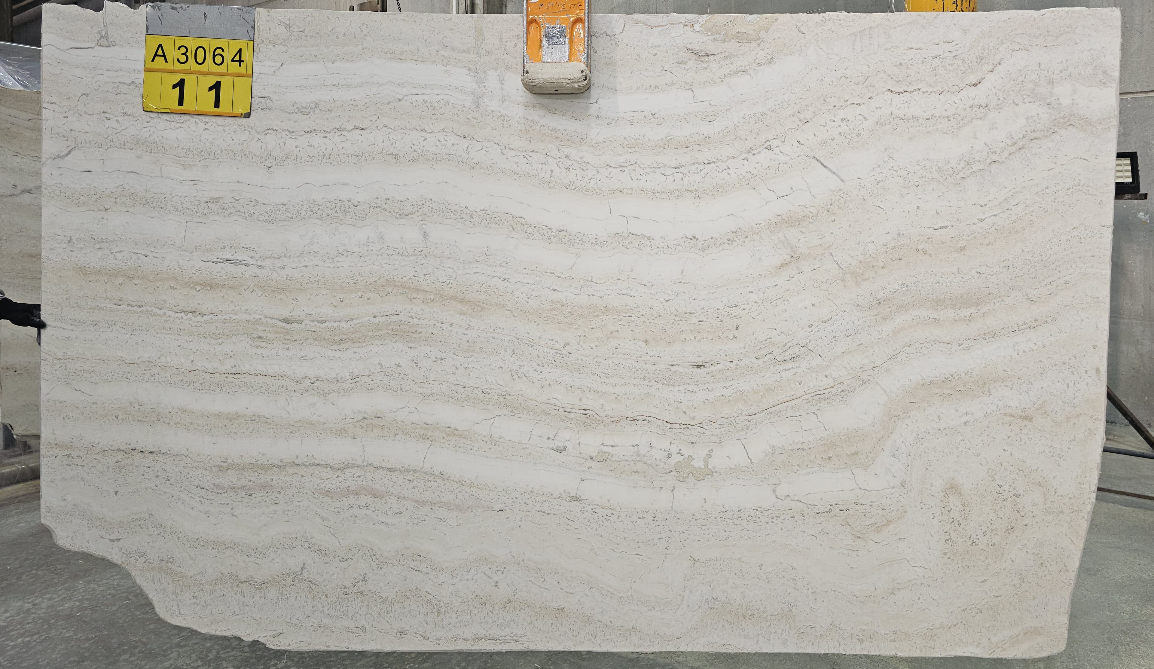 White Travertine Vein-Cut · Select