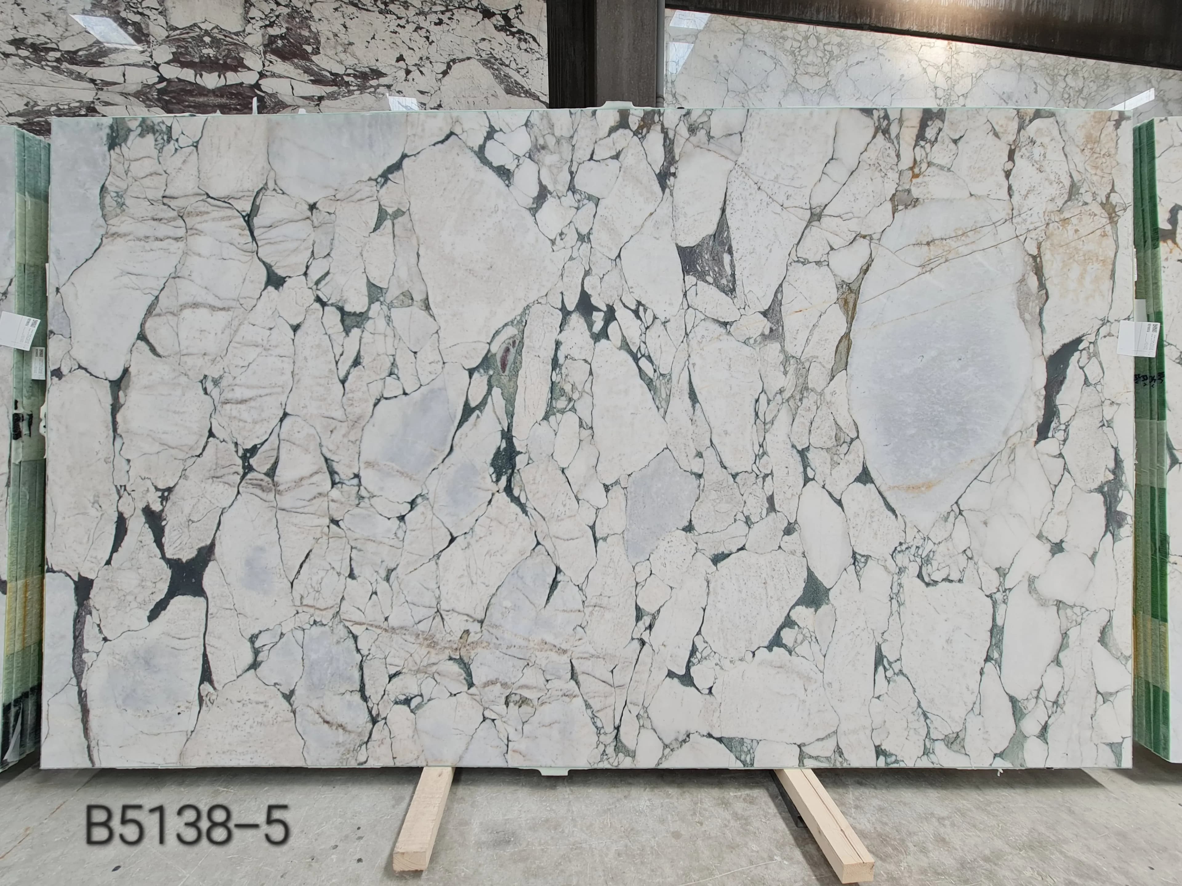 Calacatta Viola · Select