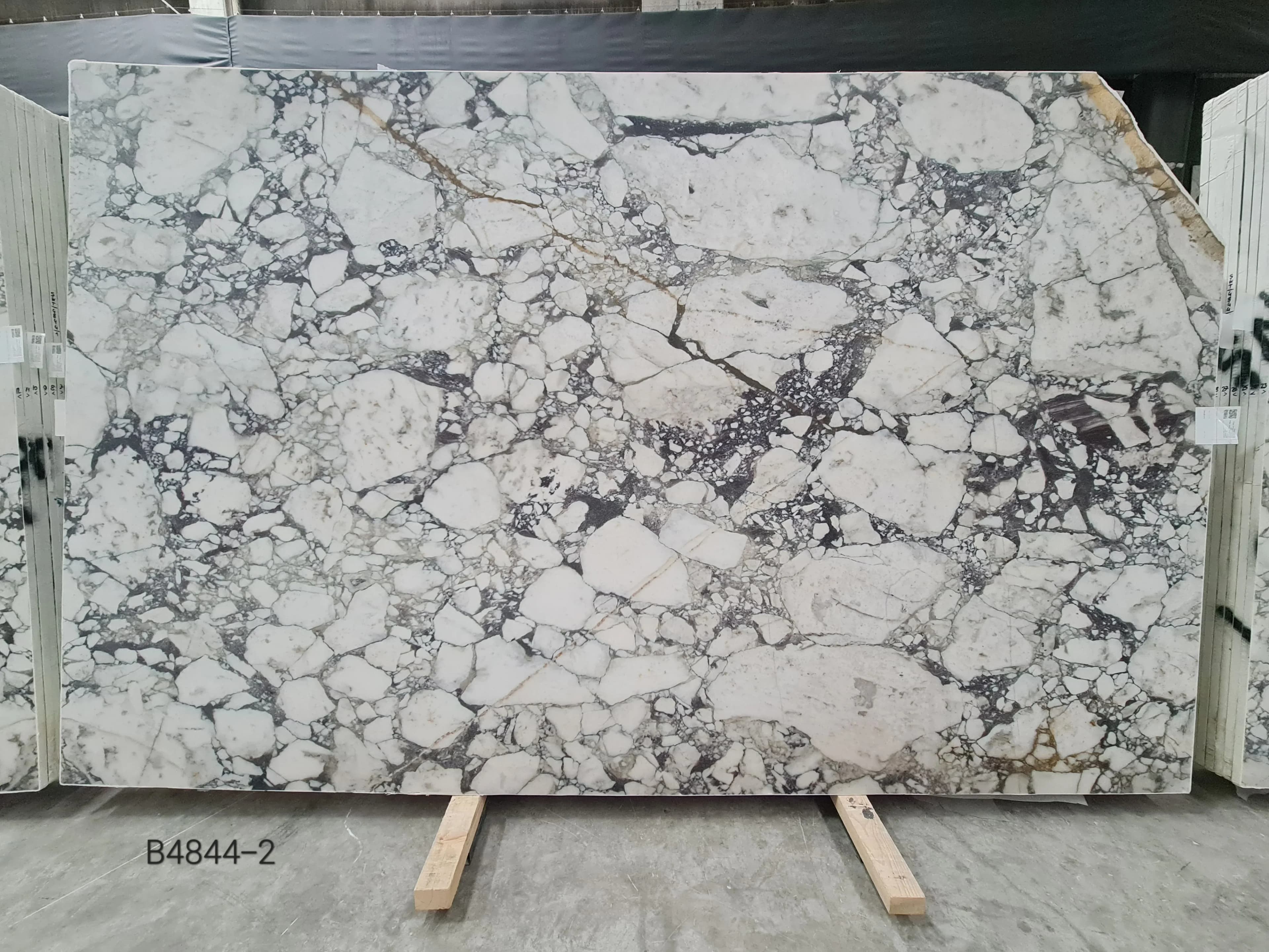 Calacatta Viola · Select