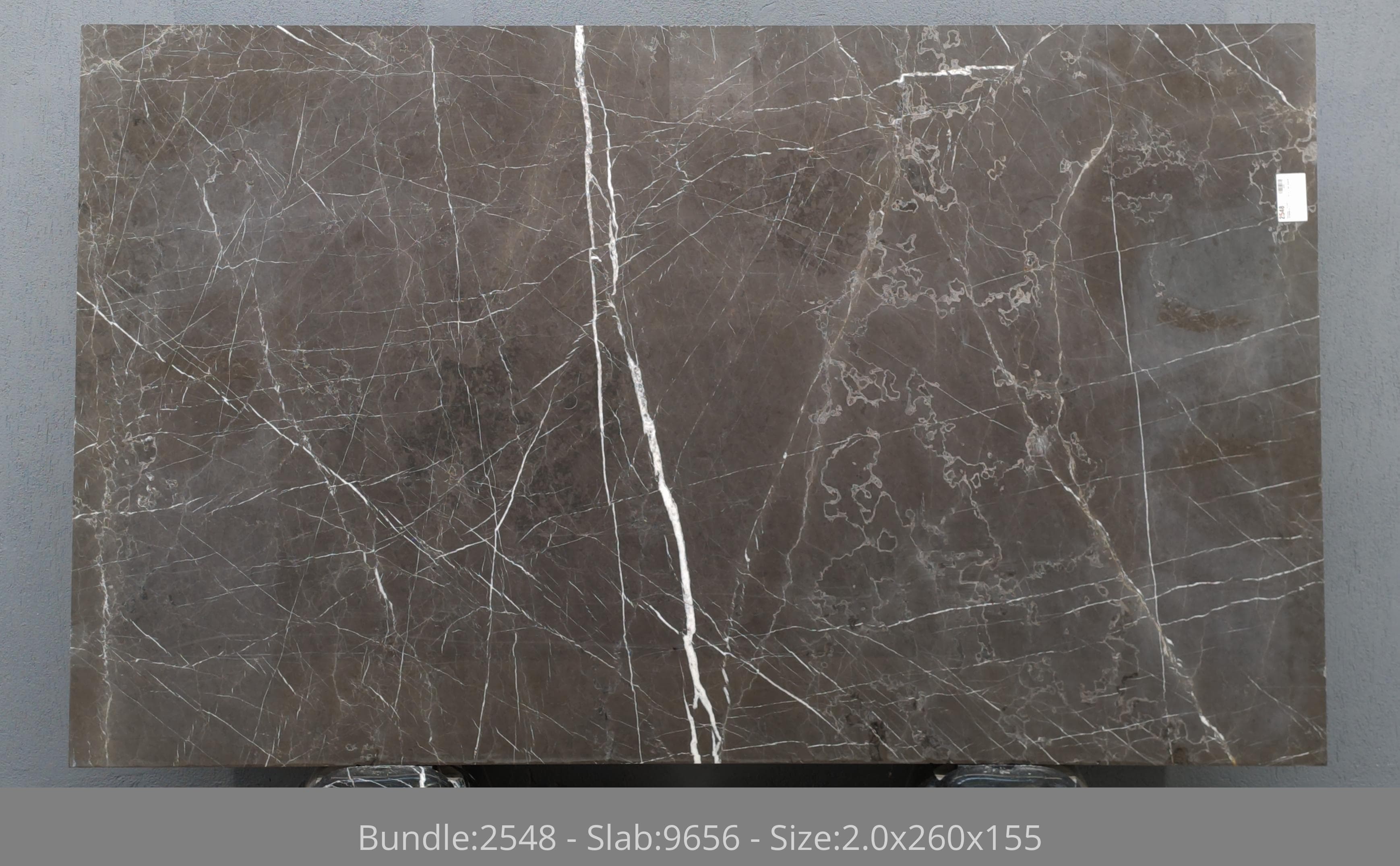 Pietra Gray · Select