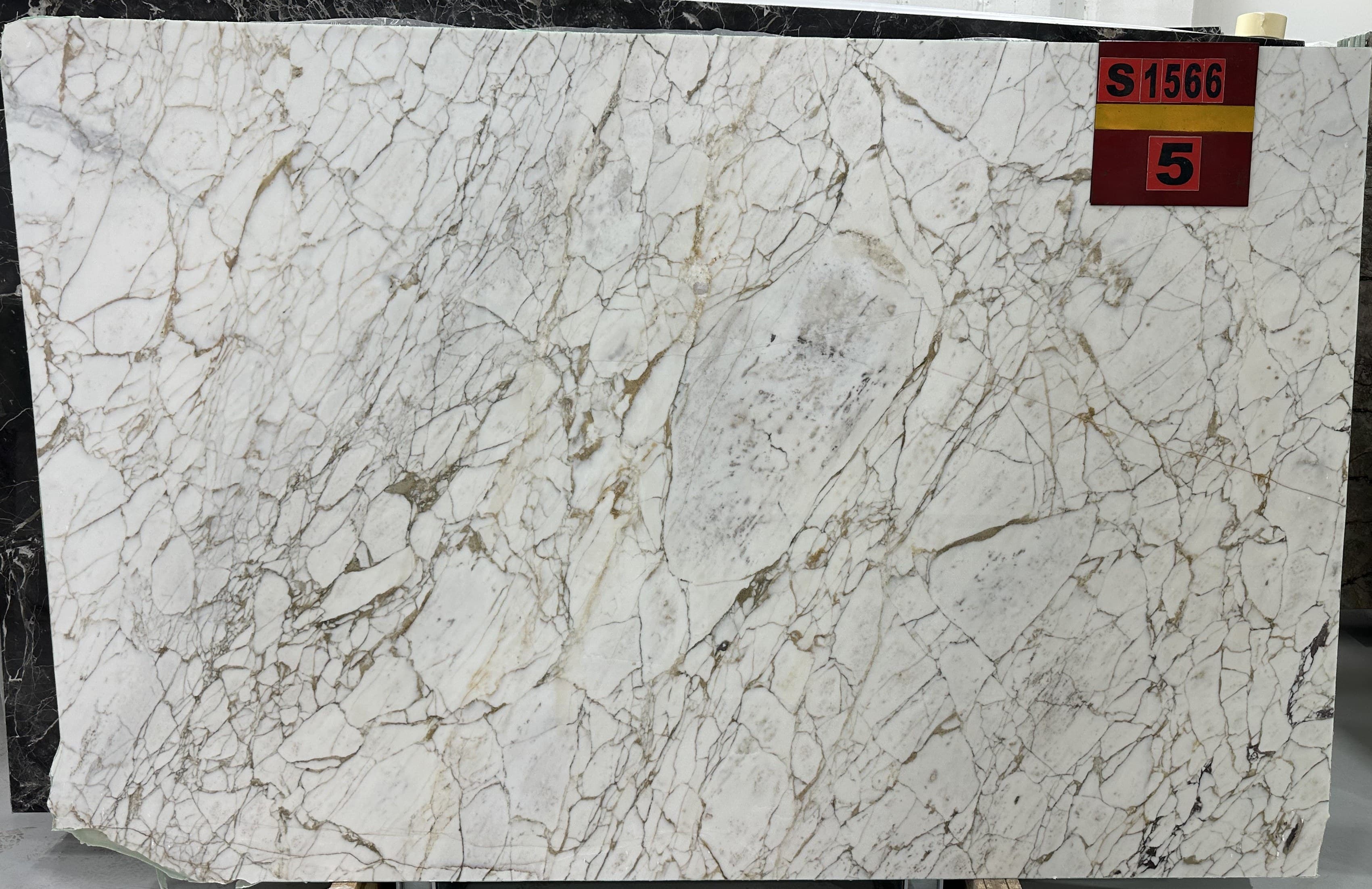 Calacatta Rio · Select