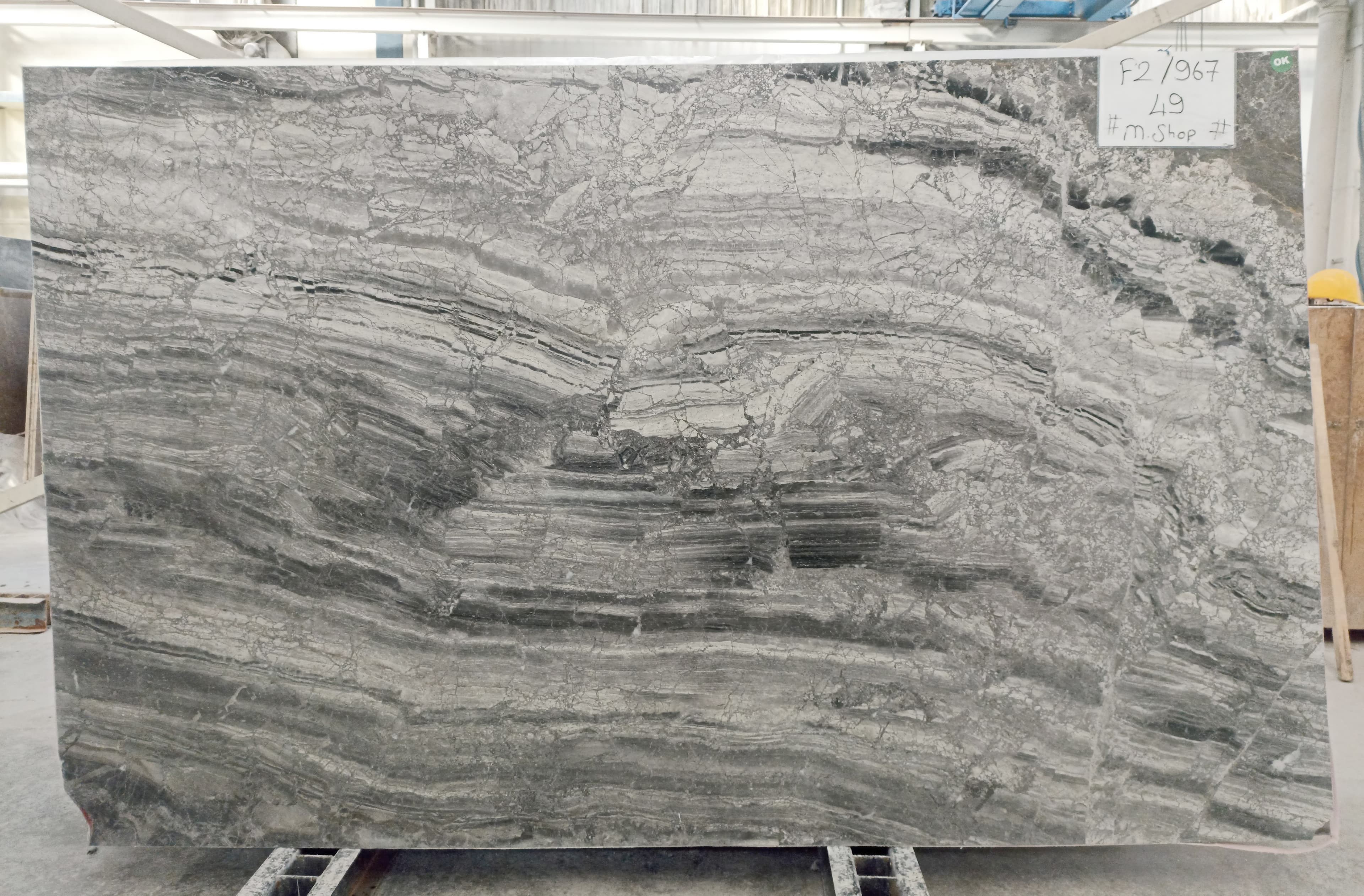 Grigio Superiore · Select