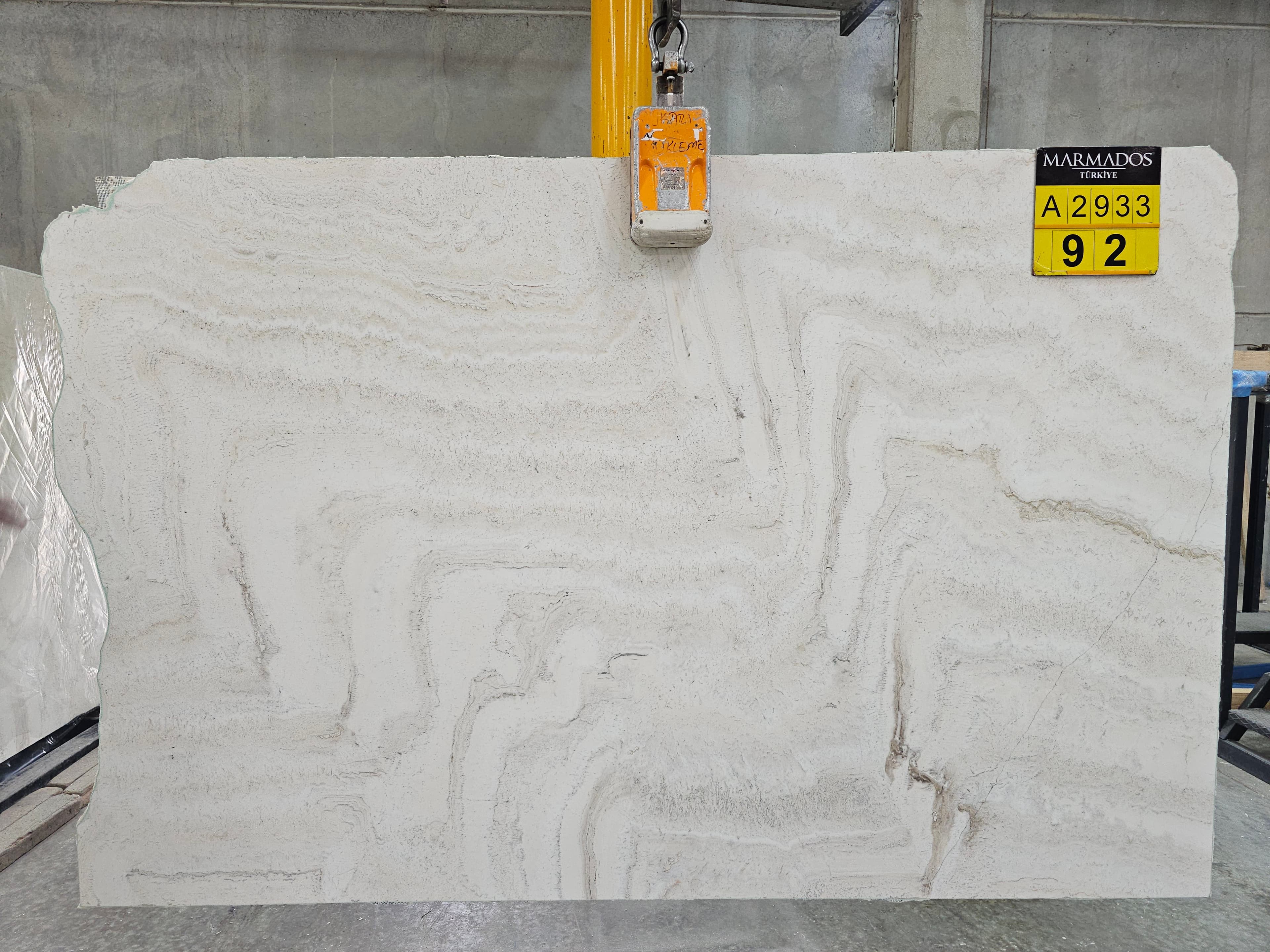 White Travertine Vein-Cut · Select