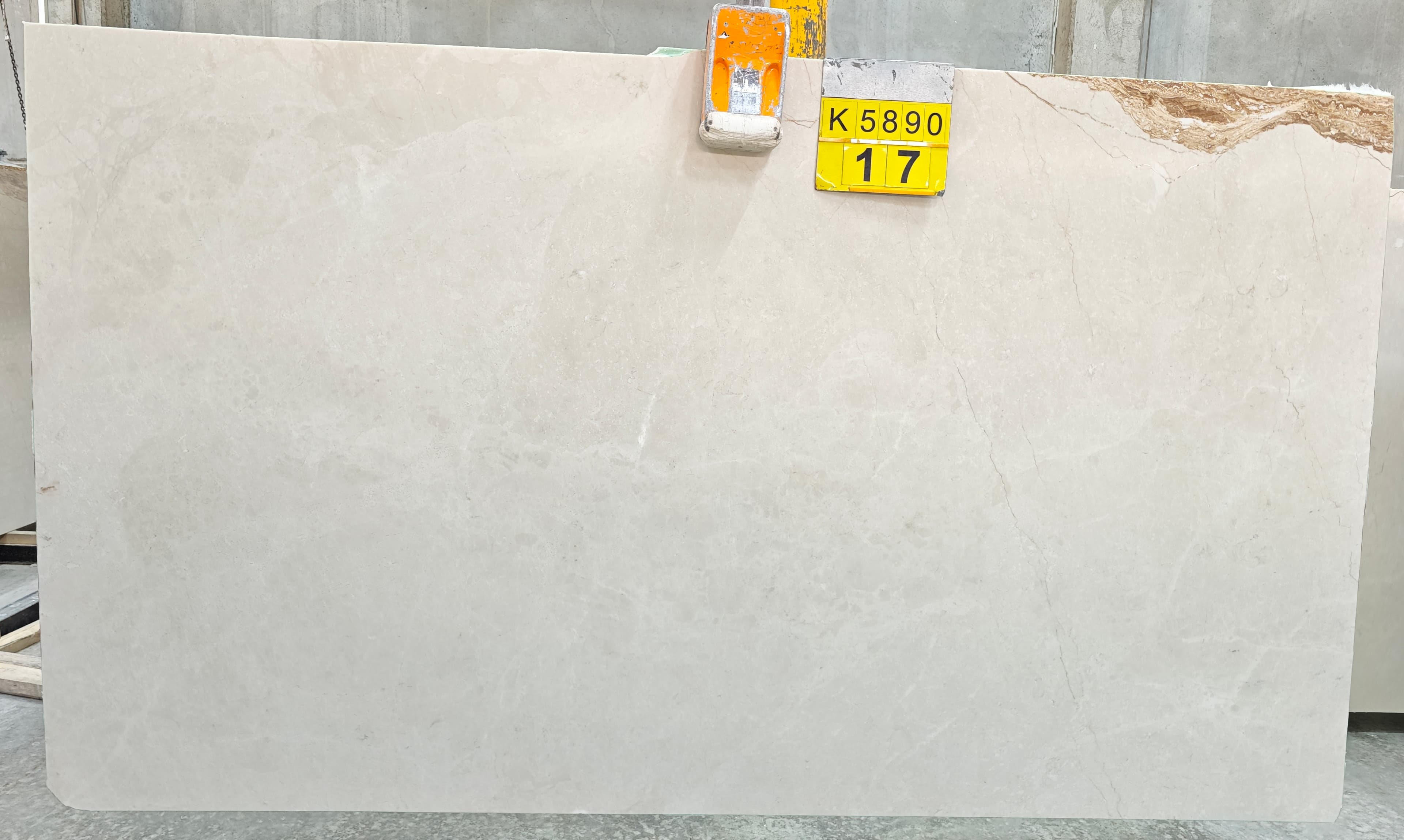 Burdur Light Cream · Select
