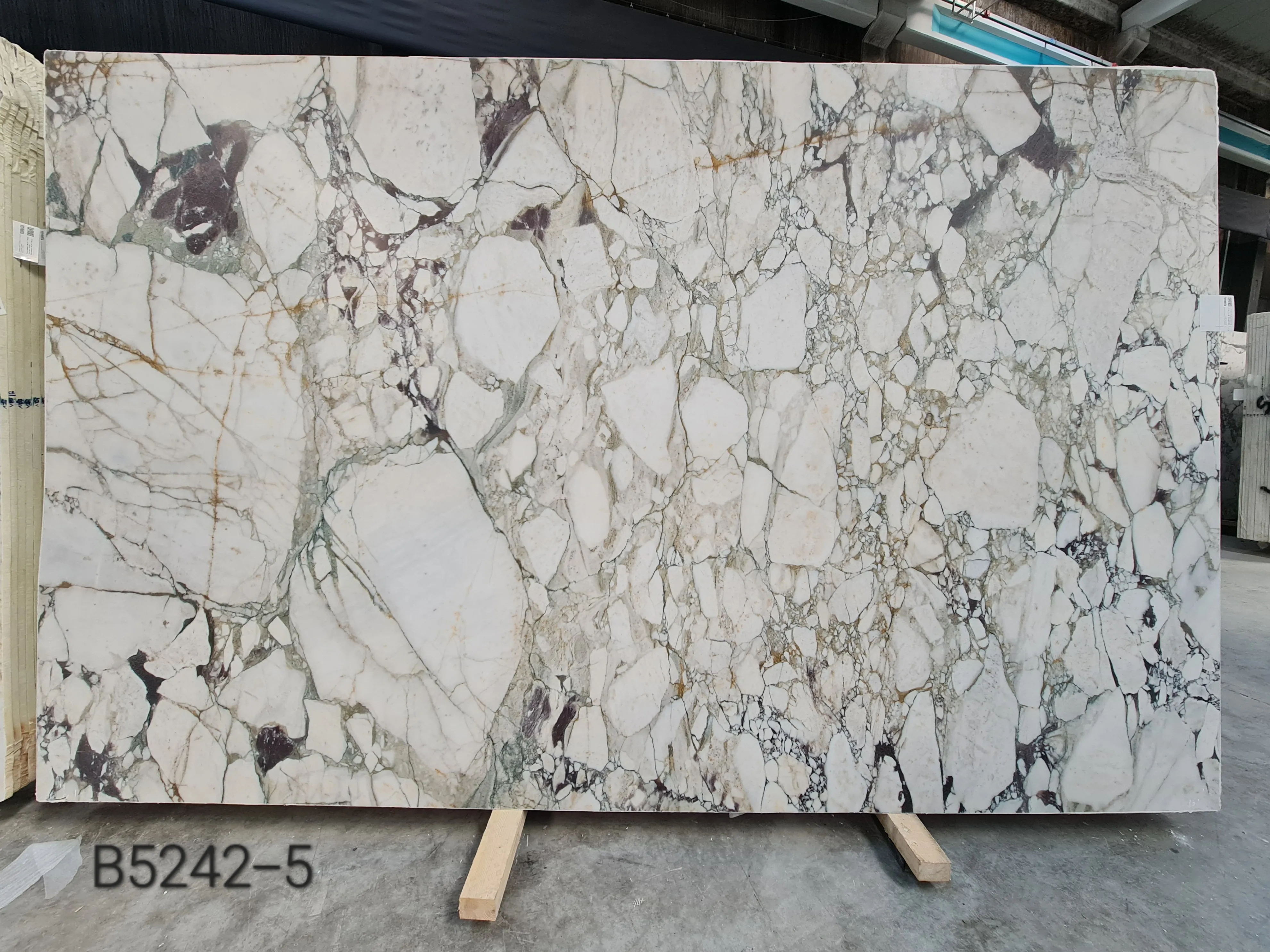 Calacatta Verde · Select