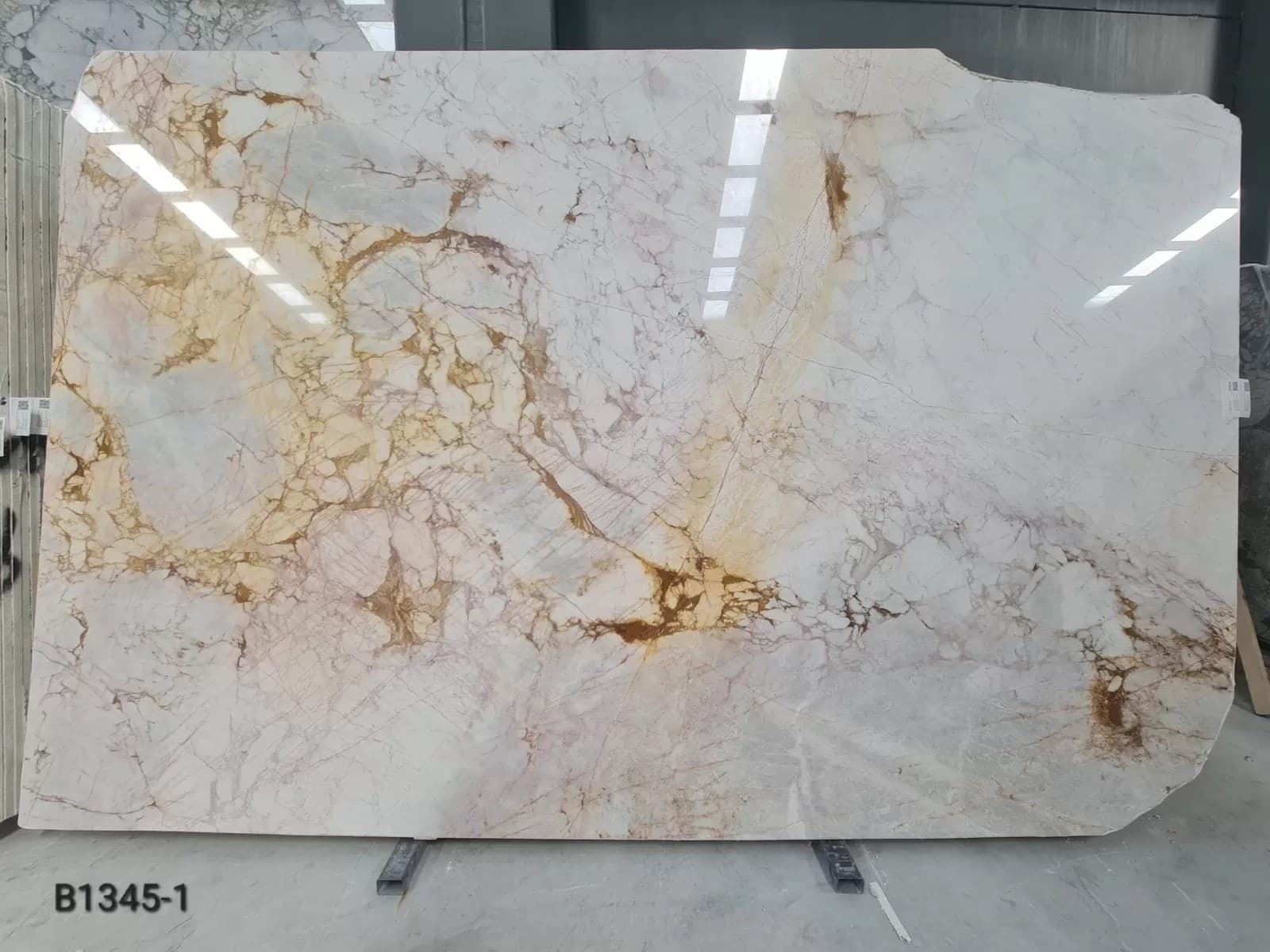 Sunshine White Dolomite · Select