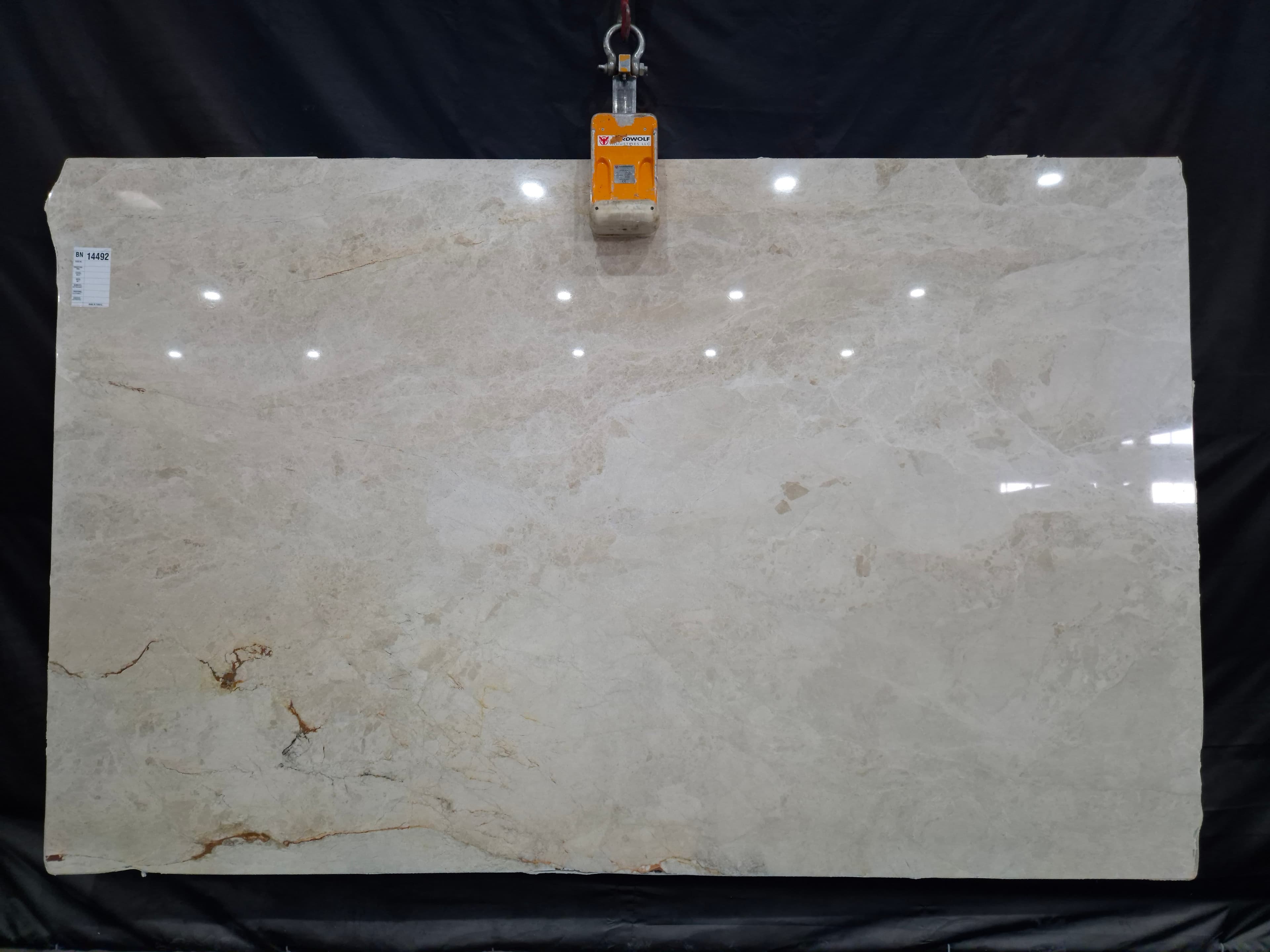 Spyder Beige · Select
