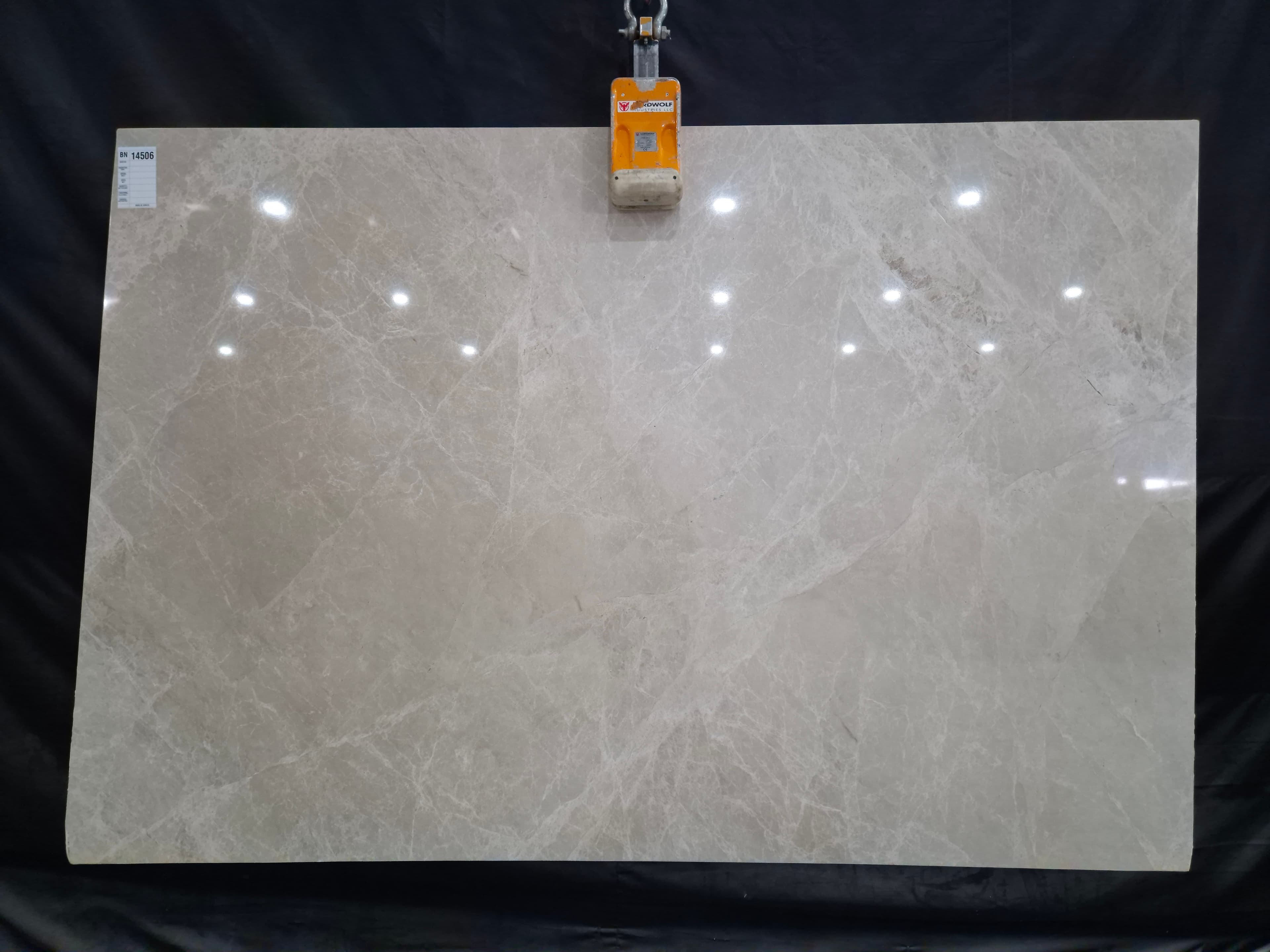 Spyder Beige · Select