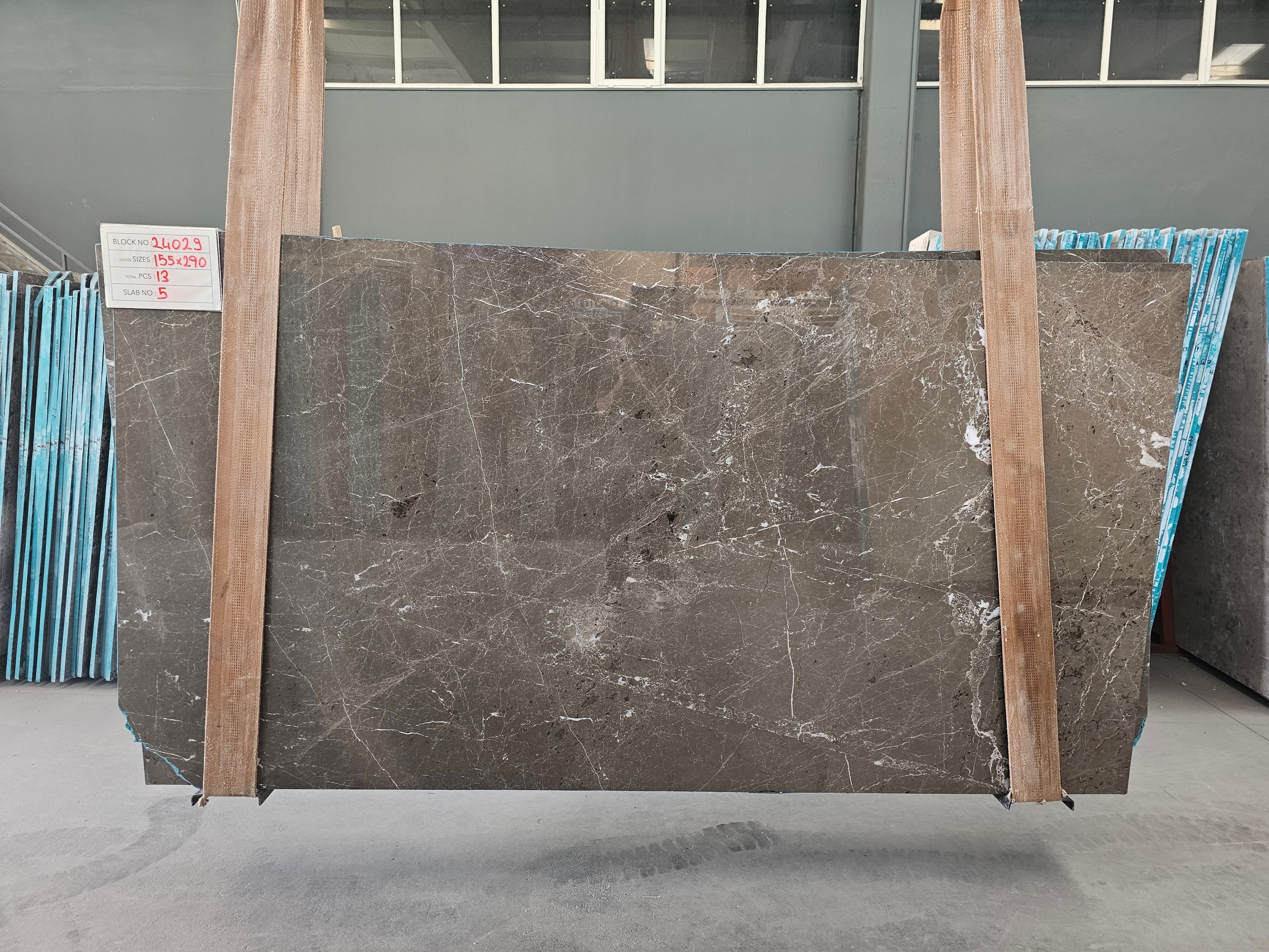 L Bronze Armani Marble · Select