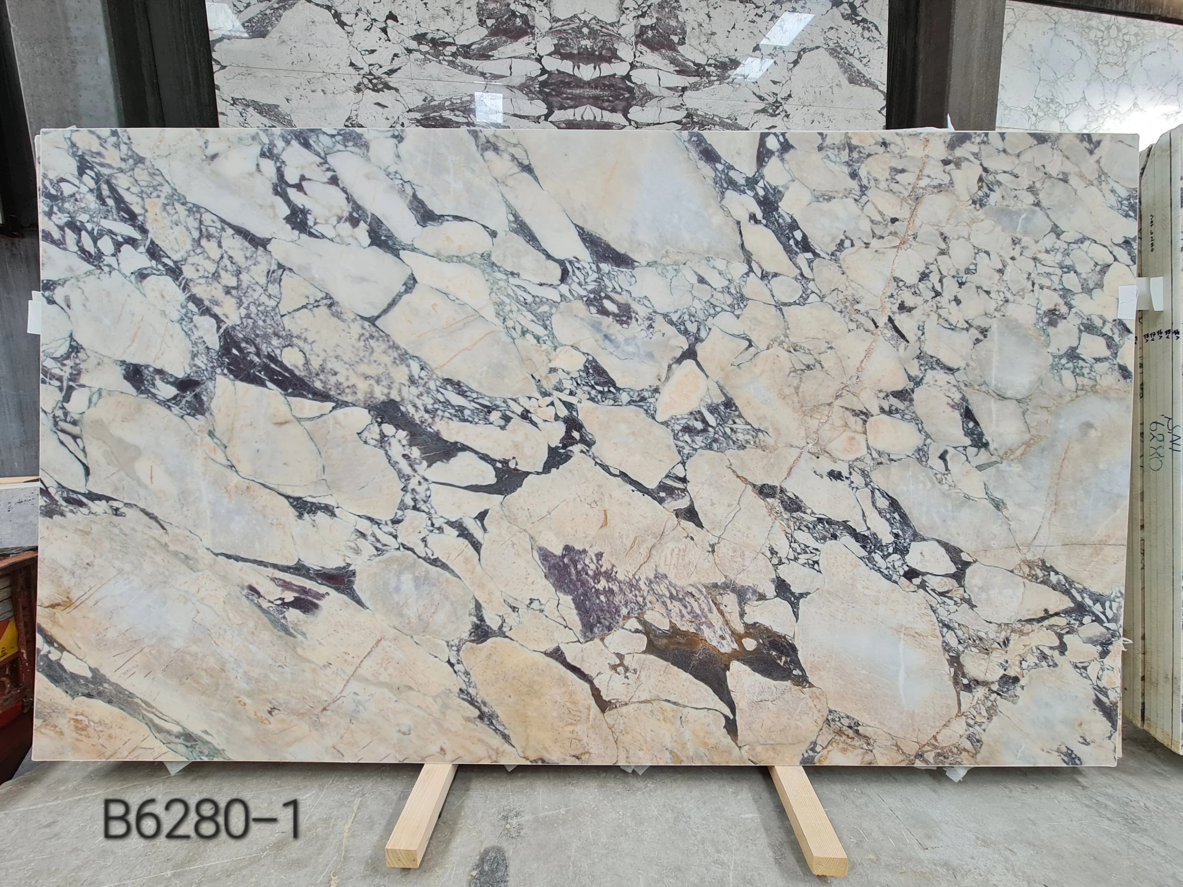 Calacatta Viola · Select