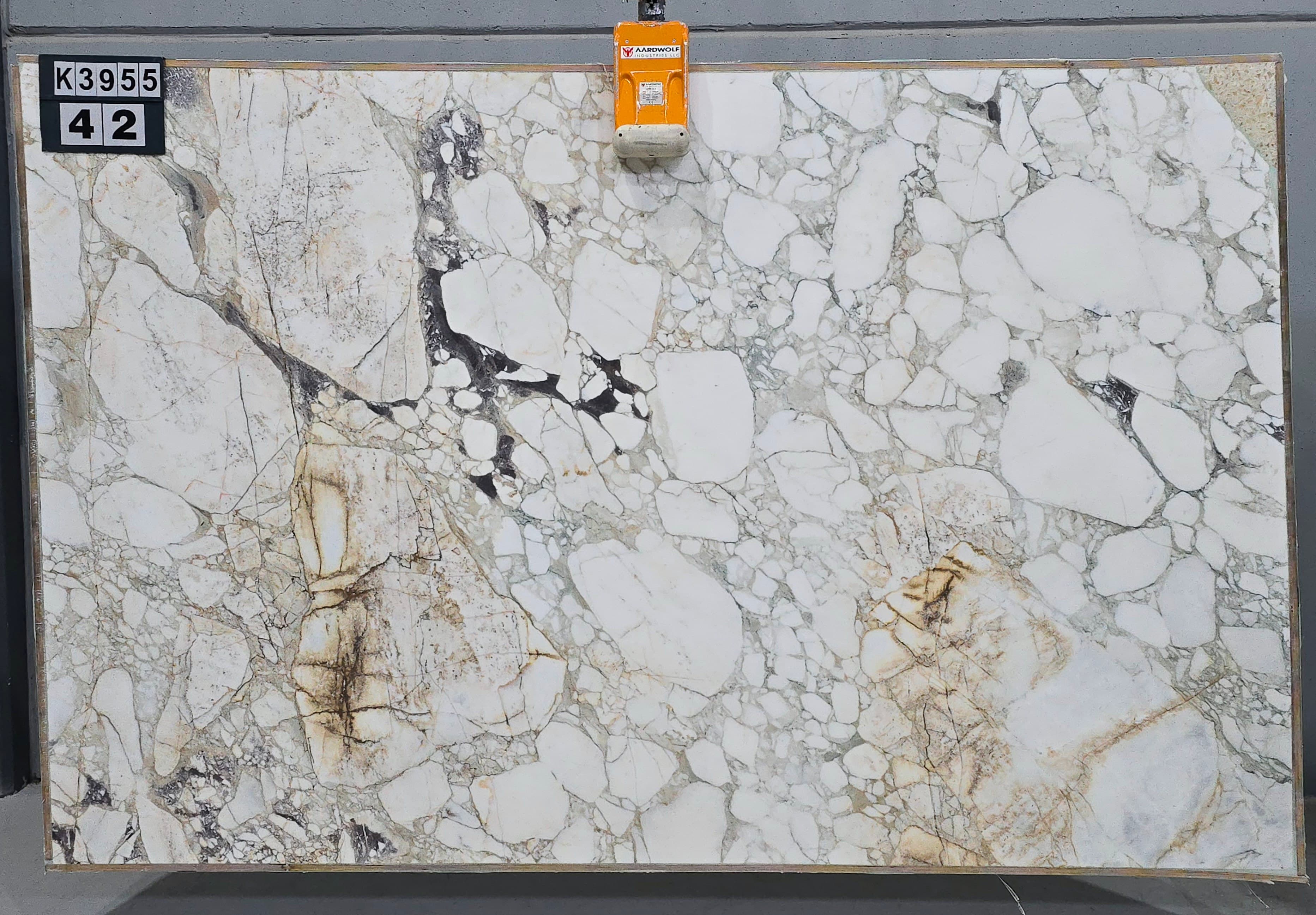 Calacatta Viola · Select