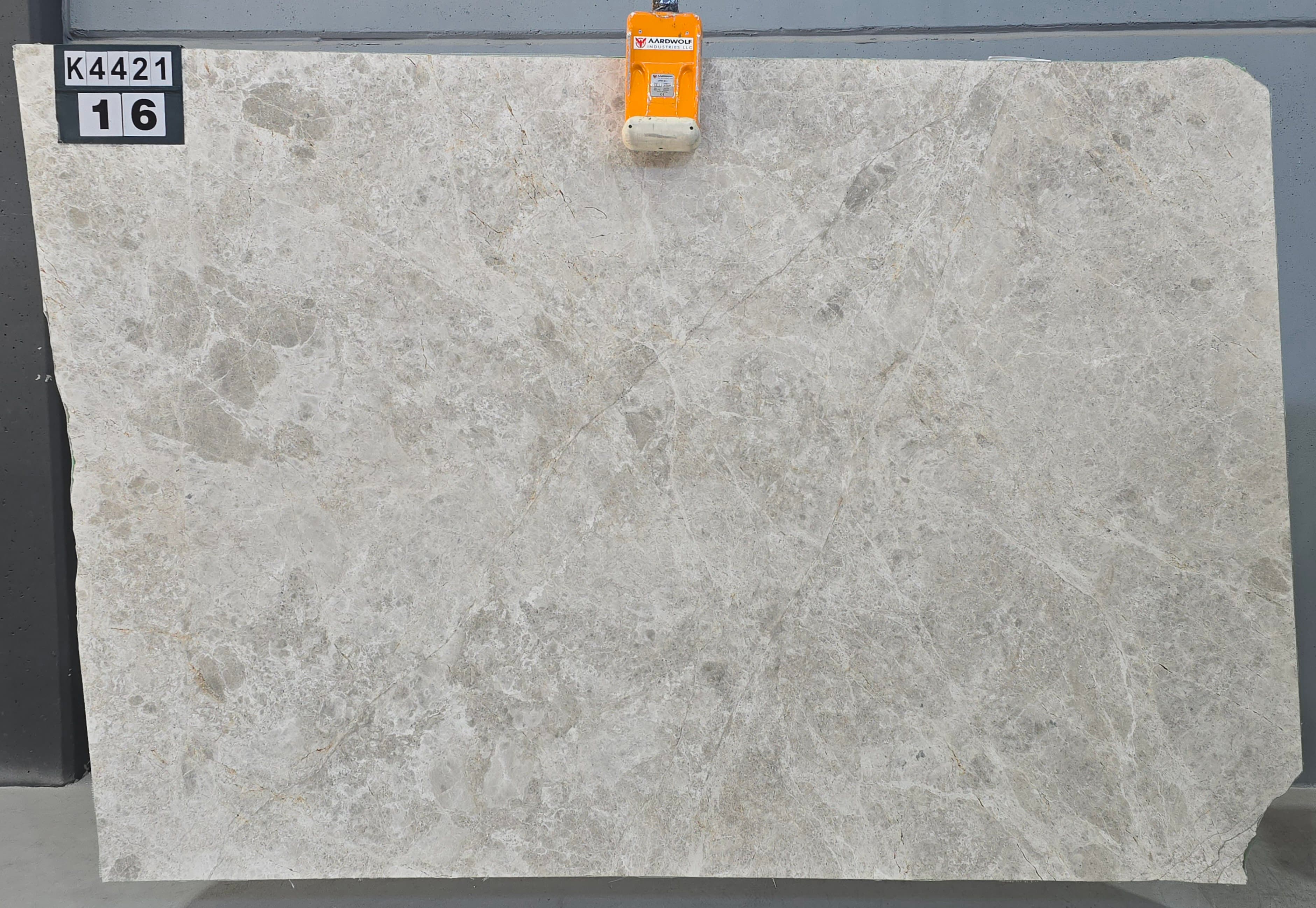 Tundra Beige · Select