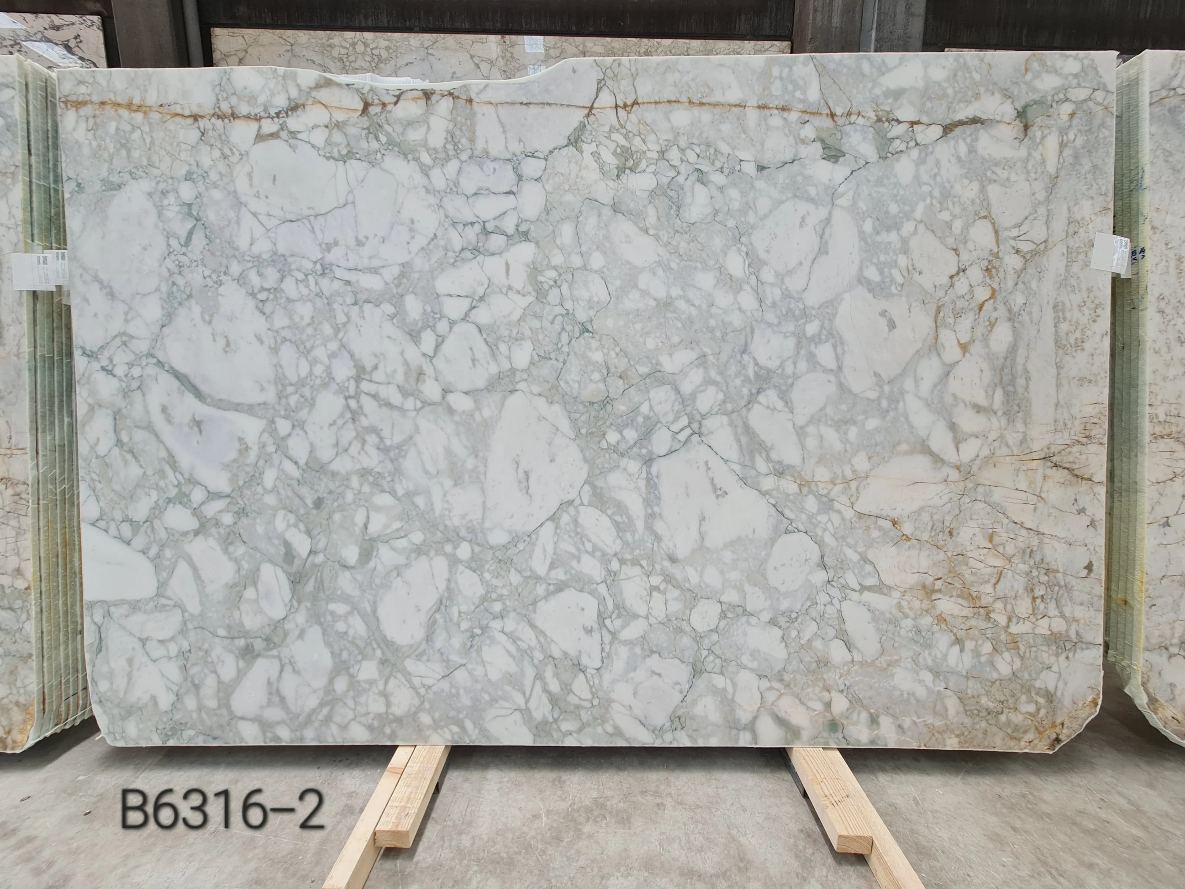 Calacatta Verde · Select