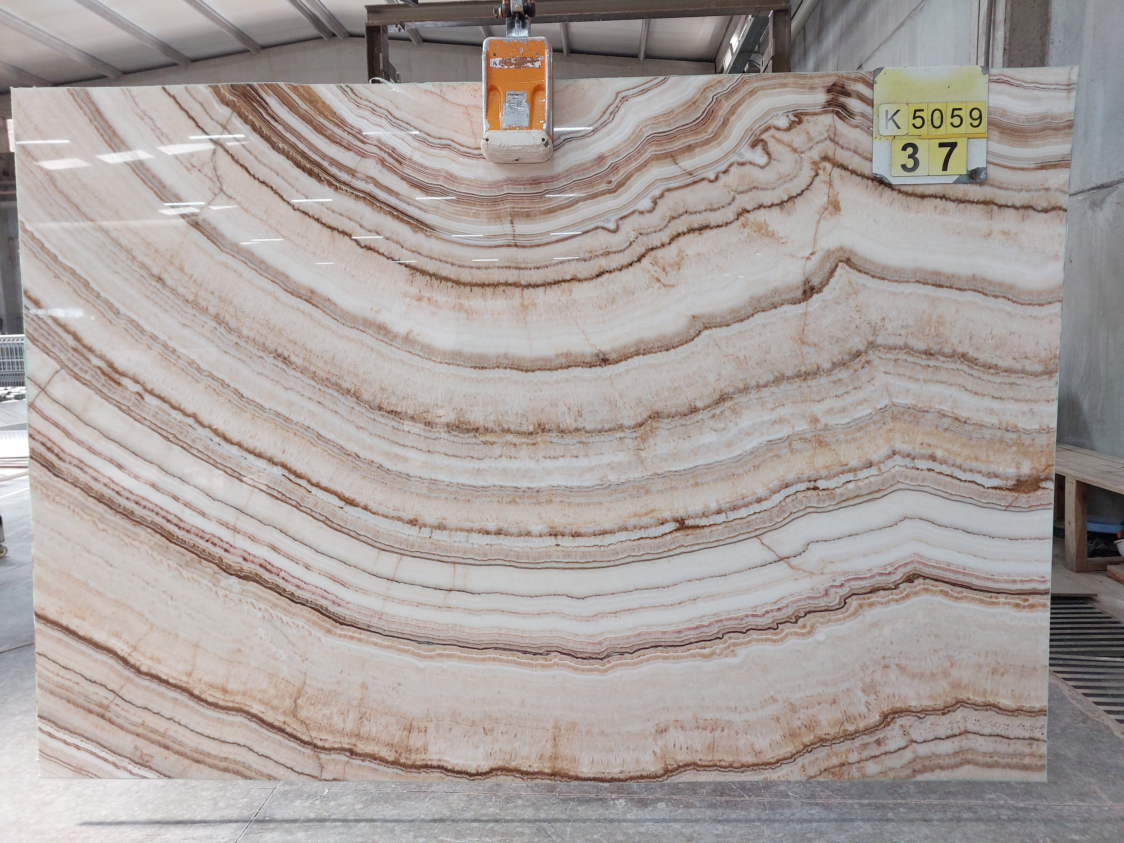 White Onyx · Select · 190×278×2 cm