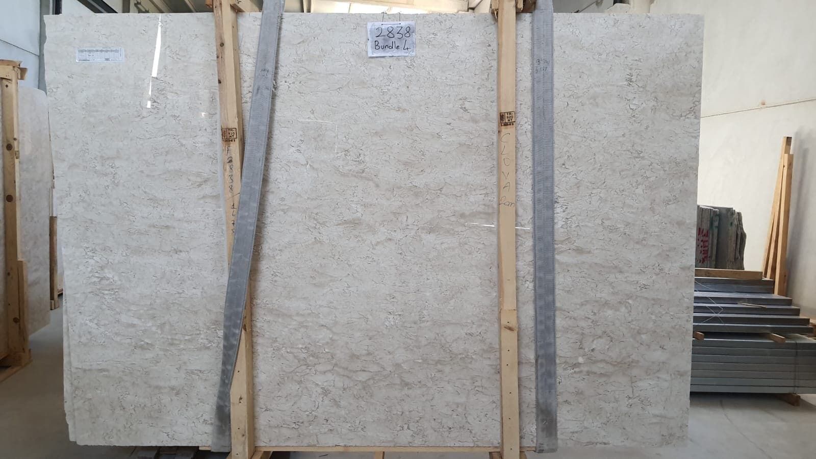Fiorita Beige · Select