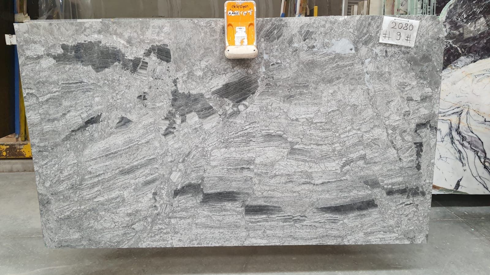 Grigio Superiore · Select