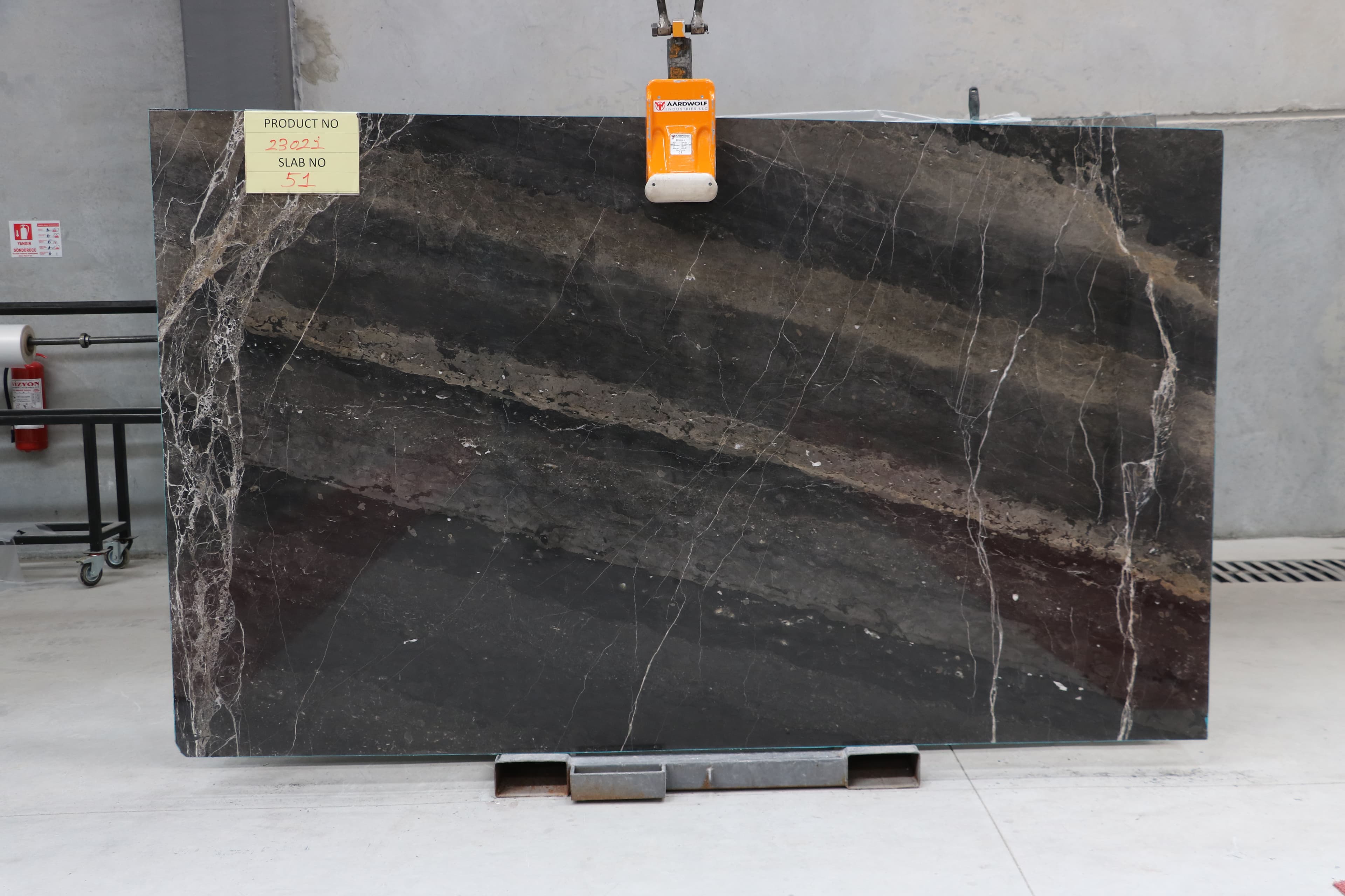 Negro Beyşehir · Select · 165×277×2 cm