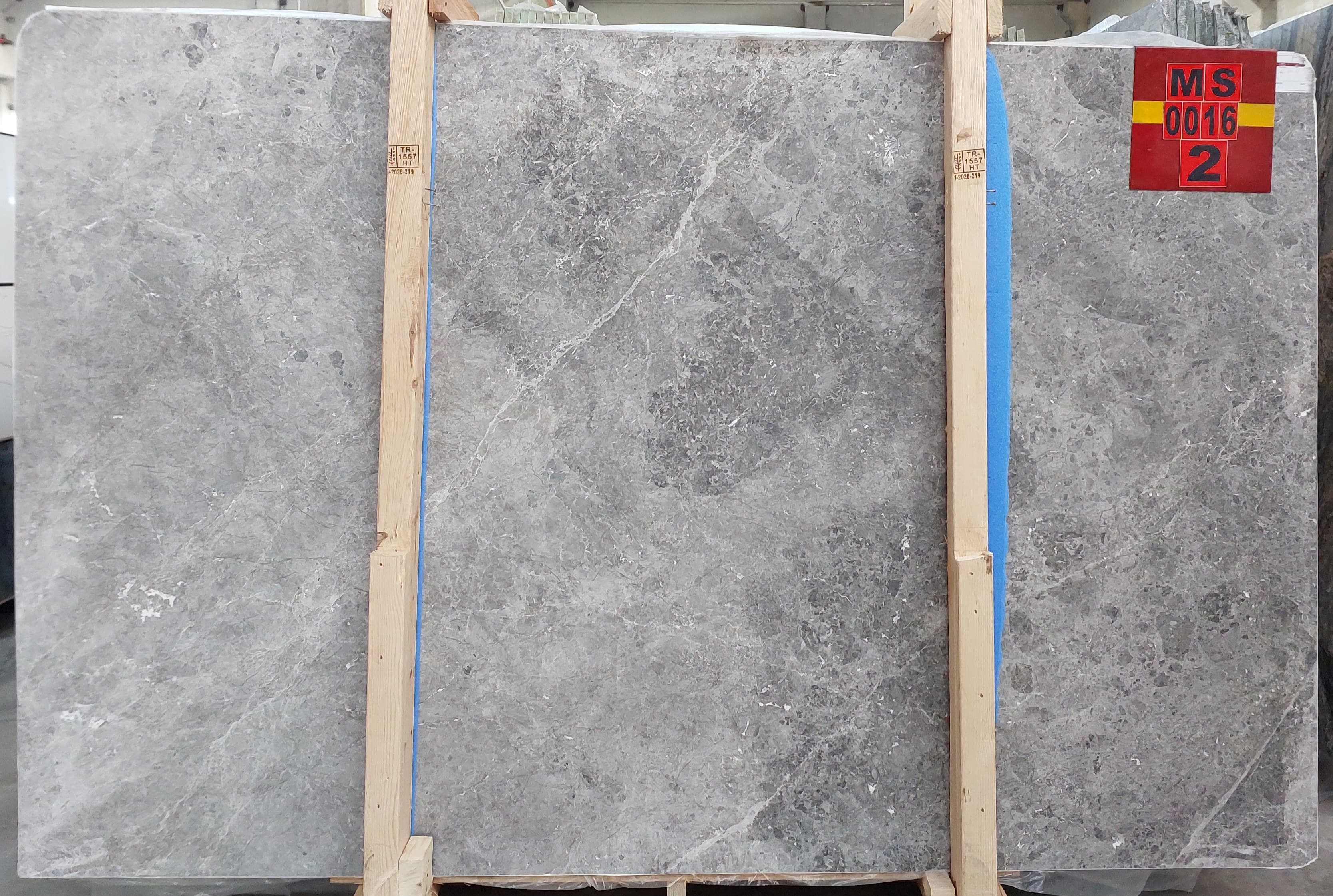 Tundra grey · Select