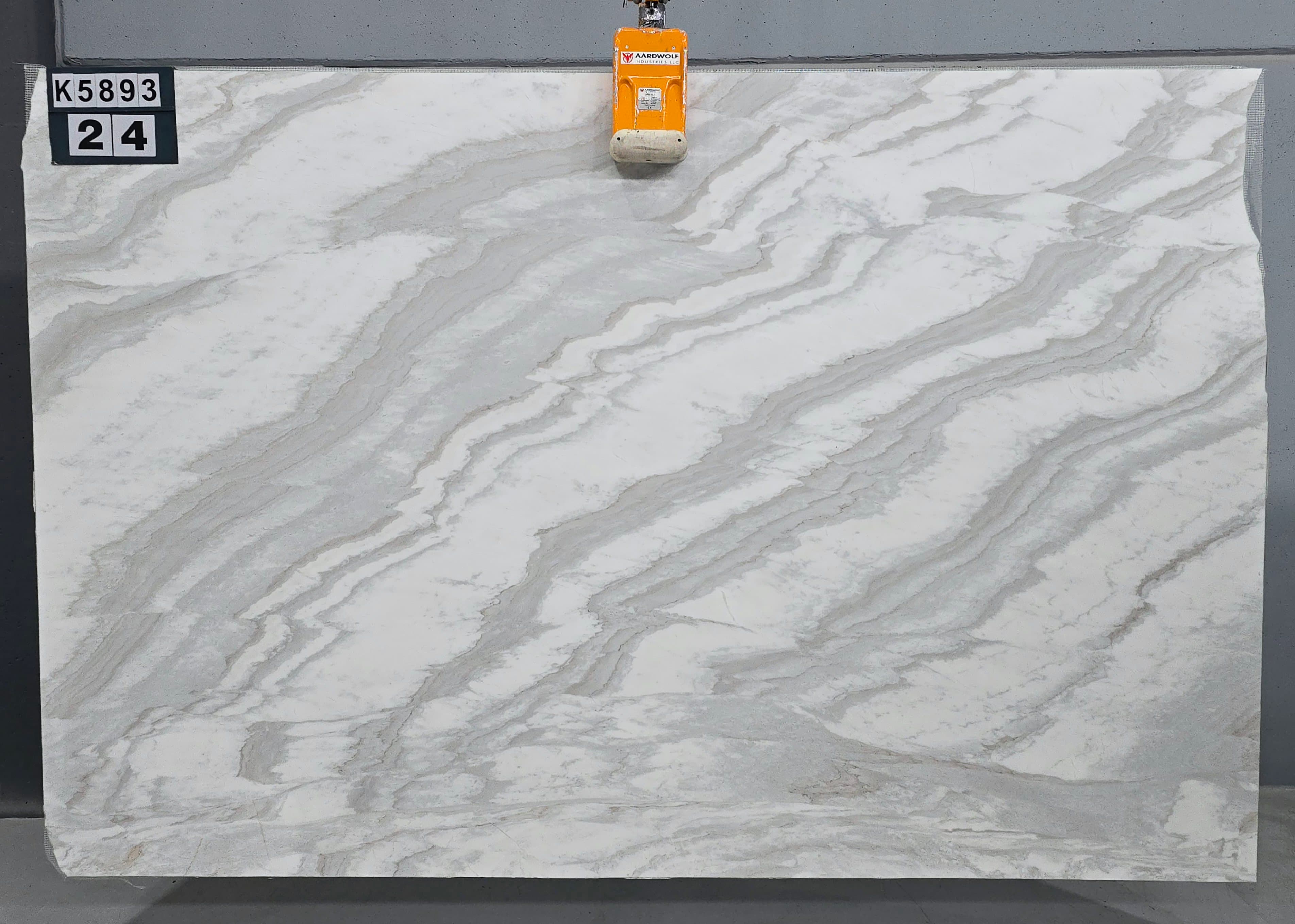Calacatta Wave · Select