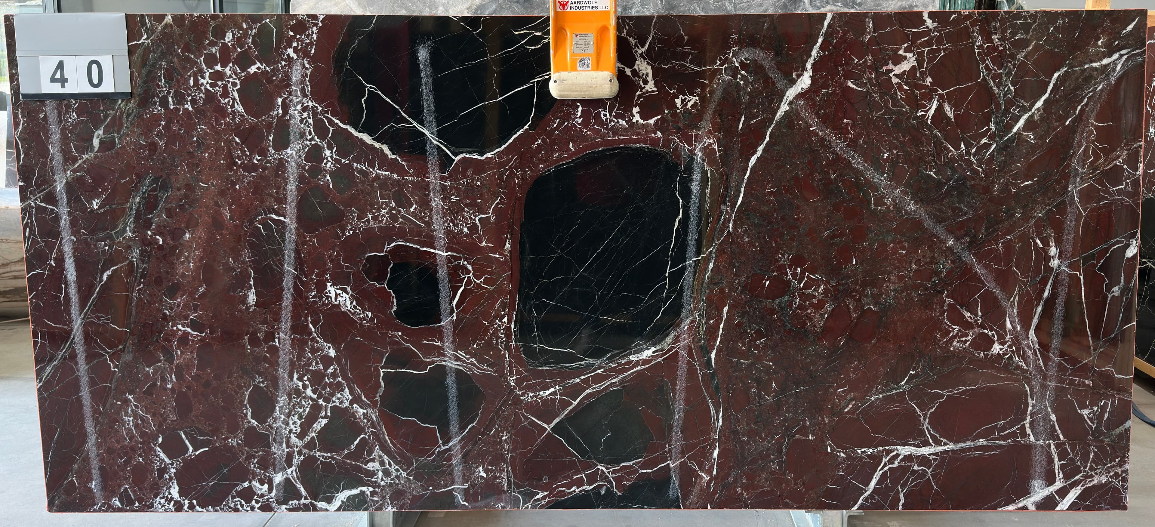 Rosso Levanto · Select