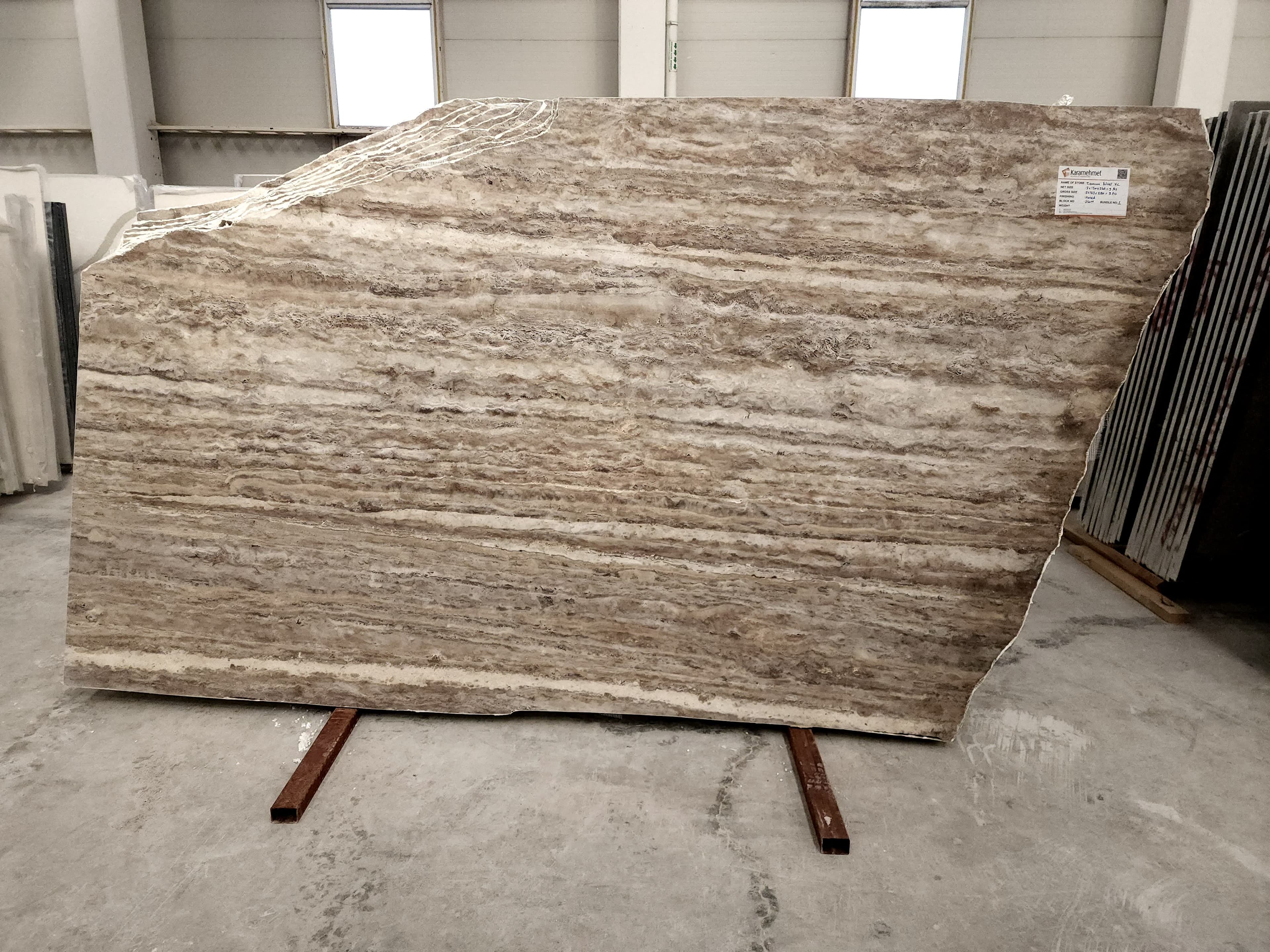 Travertino Silver · Select